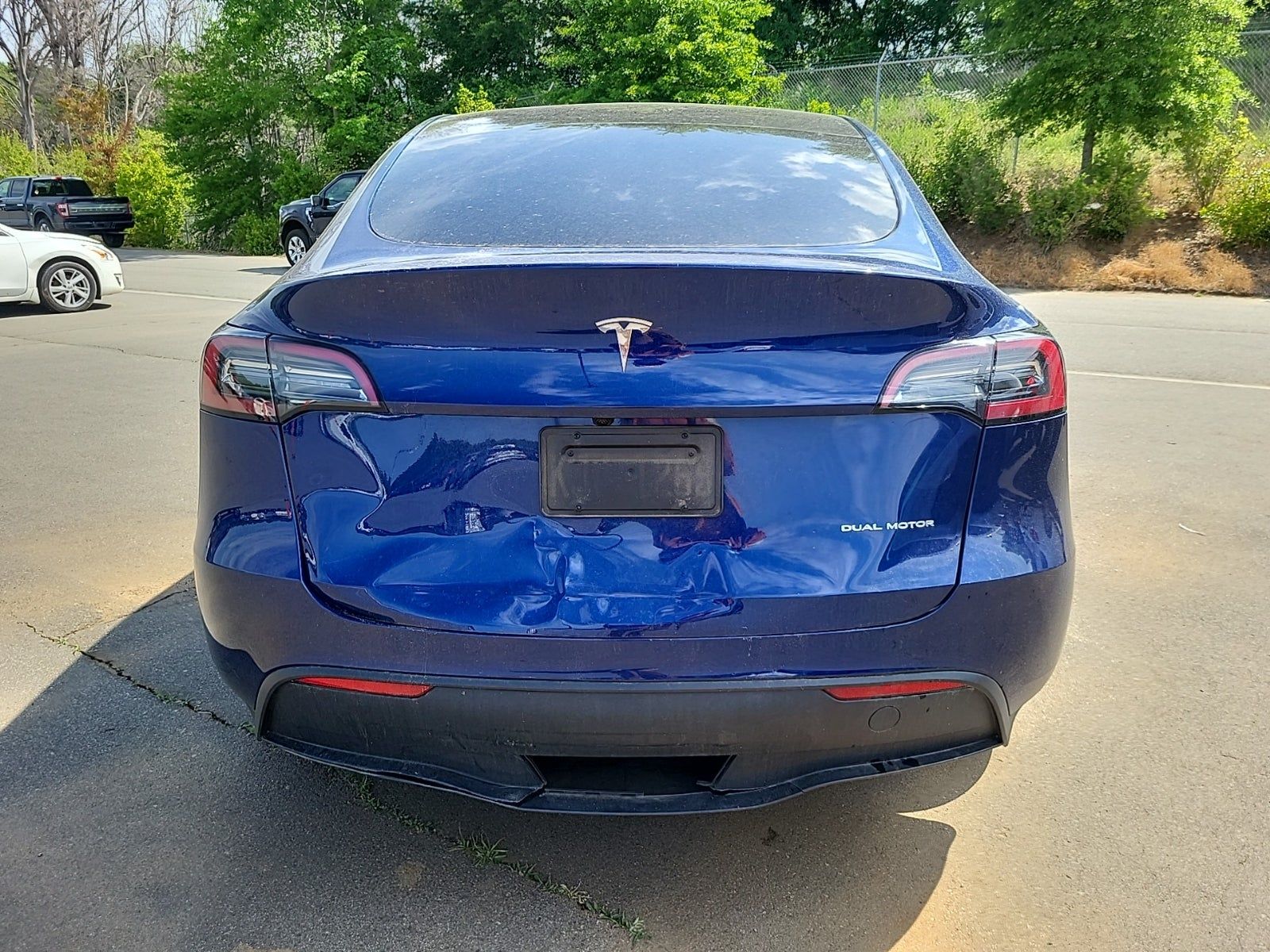 TESLA MODEL Y - 5
