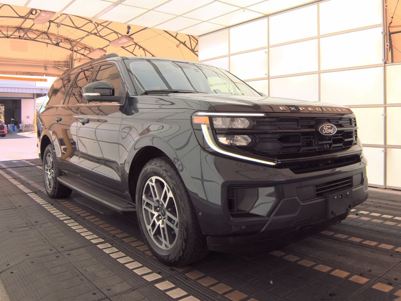 FORD EXPEDITION MAX - 5