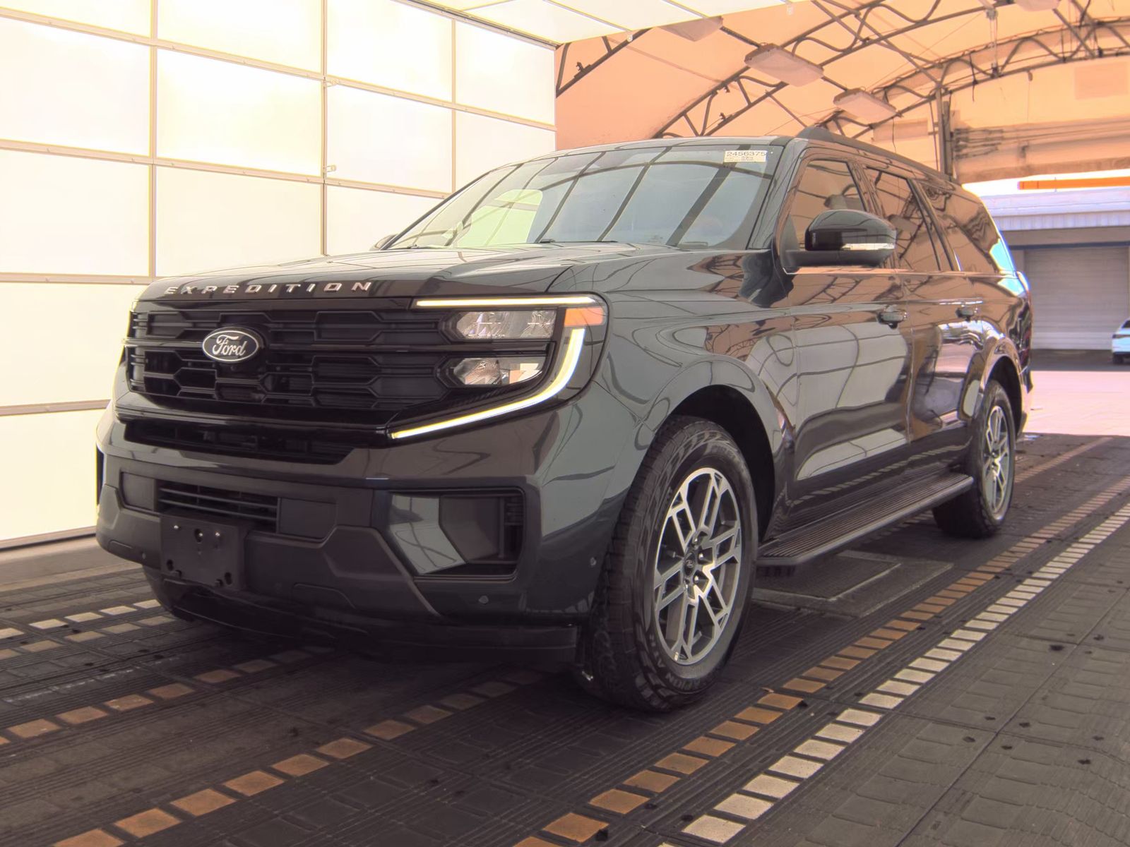FORD EXPEDITION MAX - 1
