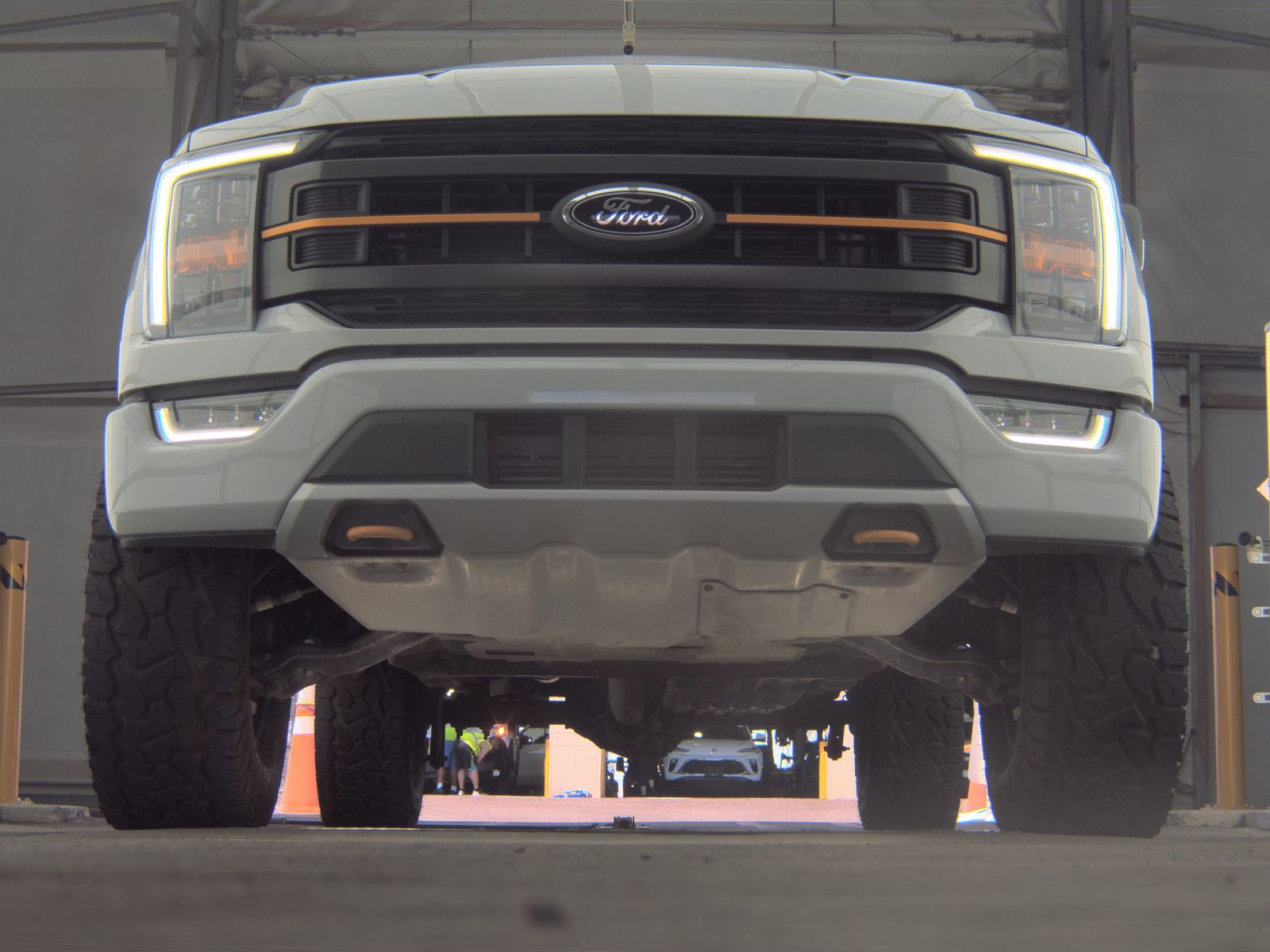FORD F-150 - 4