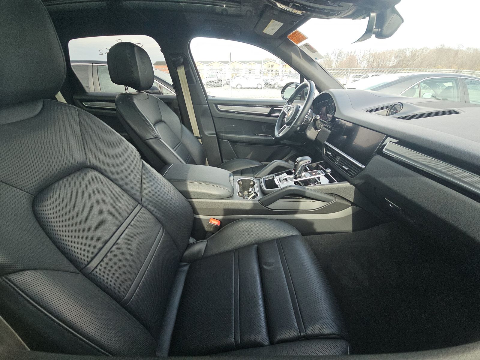 PORSCHE CAYENNE - 9