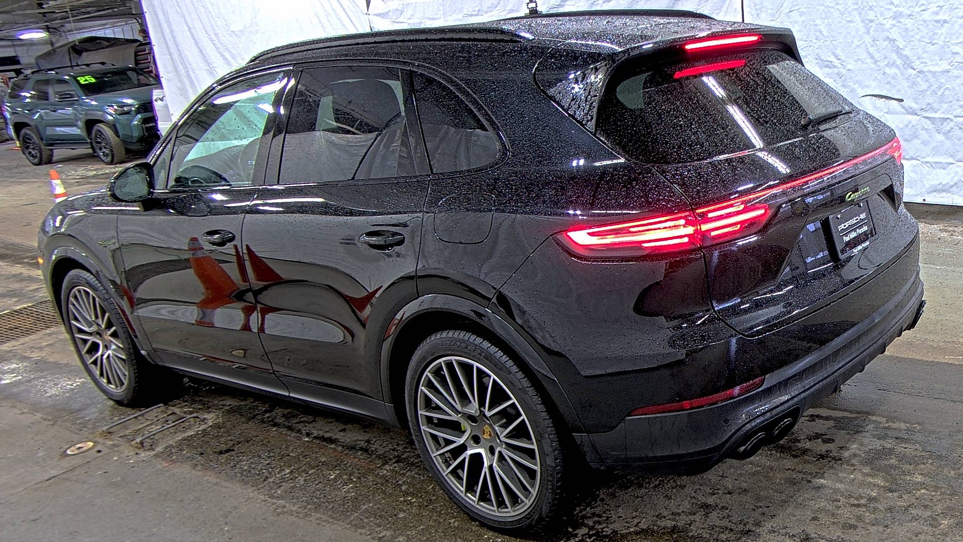 PORSCHE CAYENNE - 7
