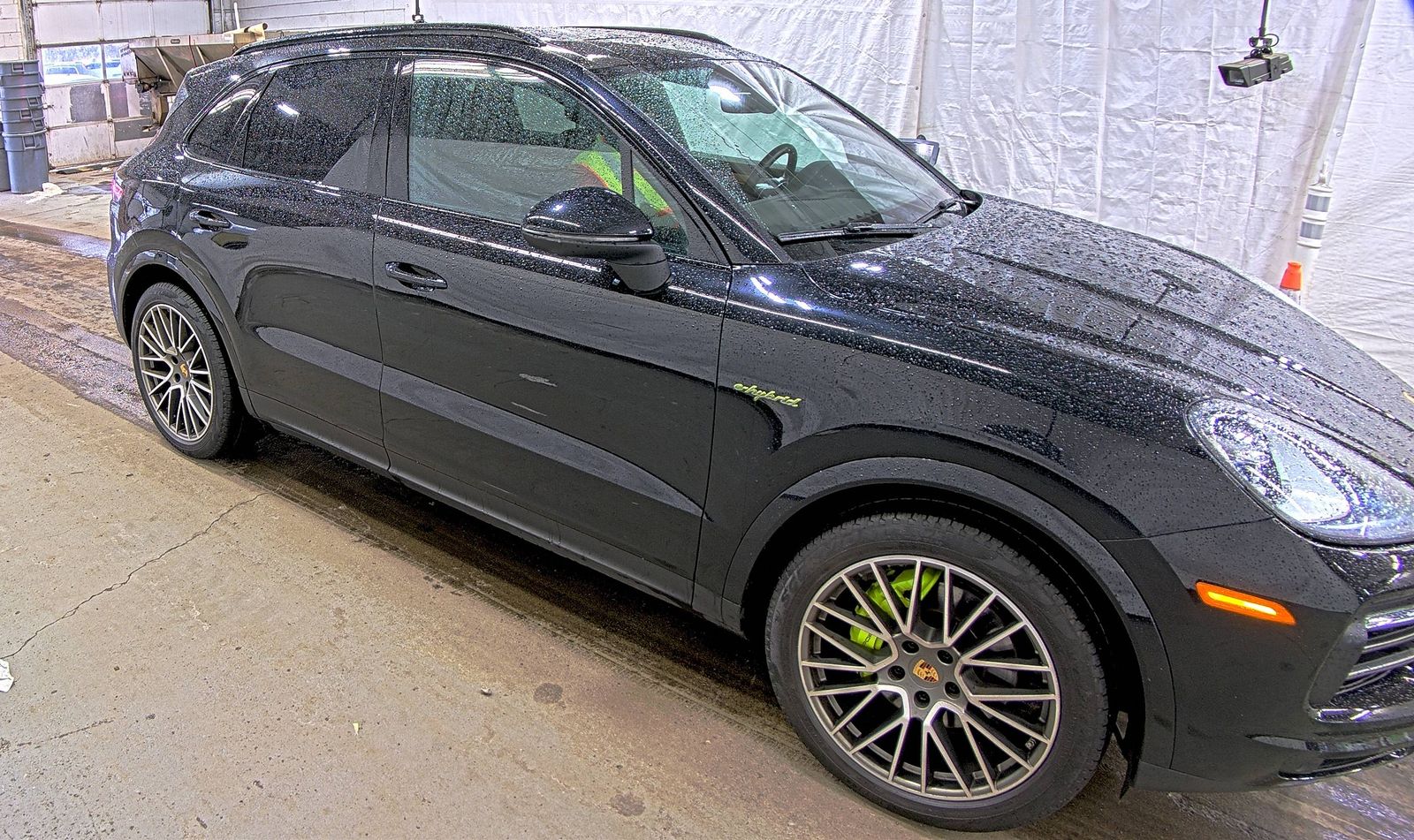 PORSCHE CAYENNE - 4