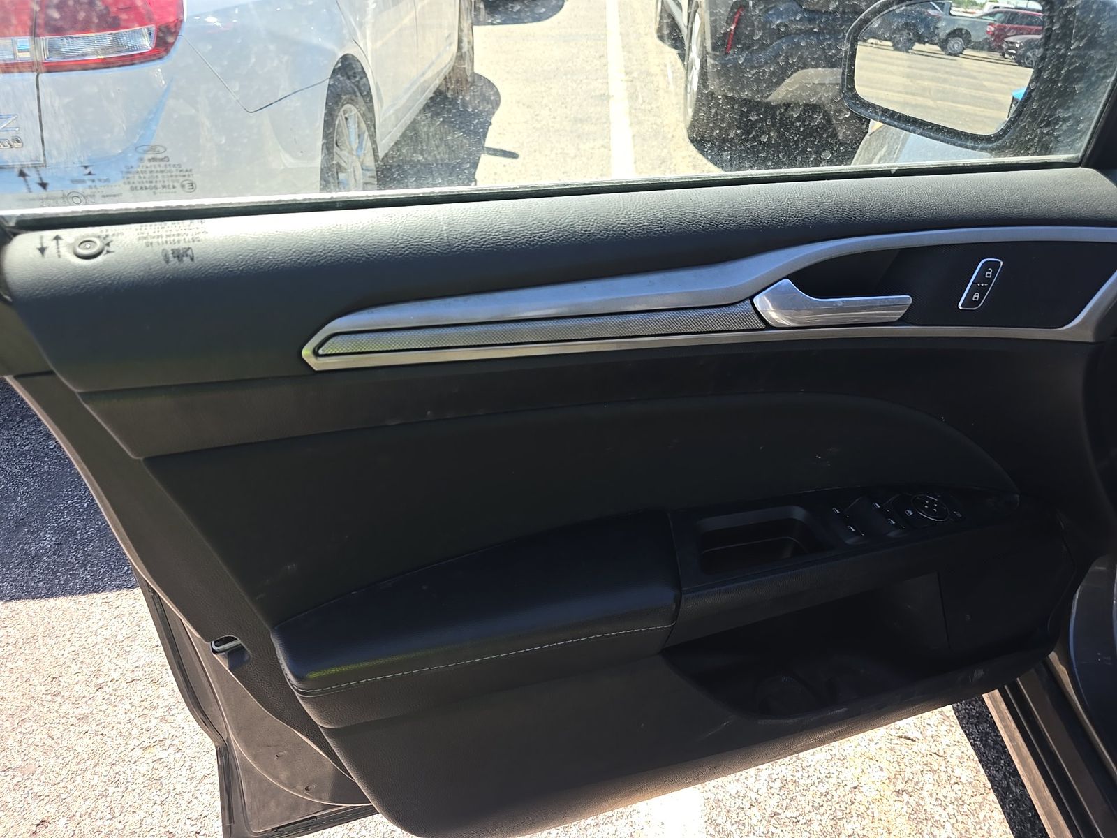 FORD FUSION - 10