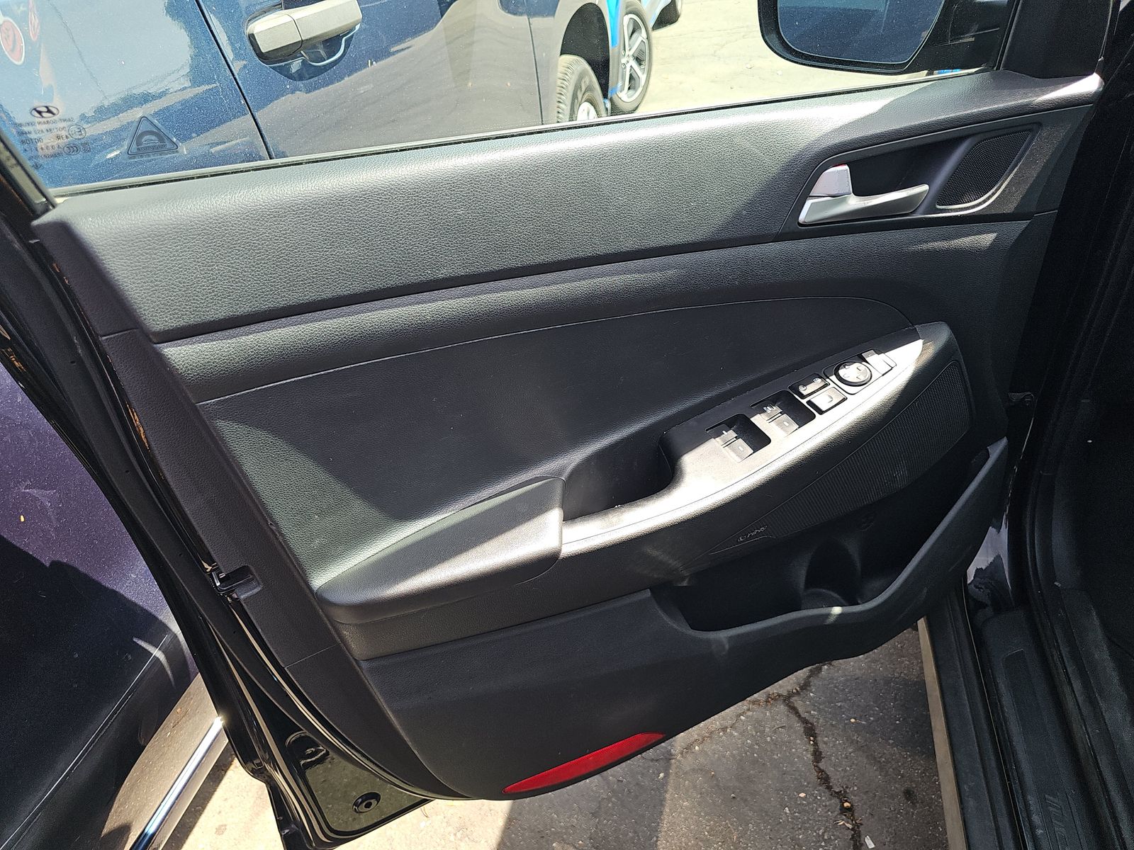 HYUNDAI TUCSON - 10
