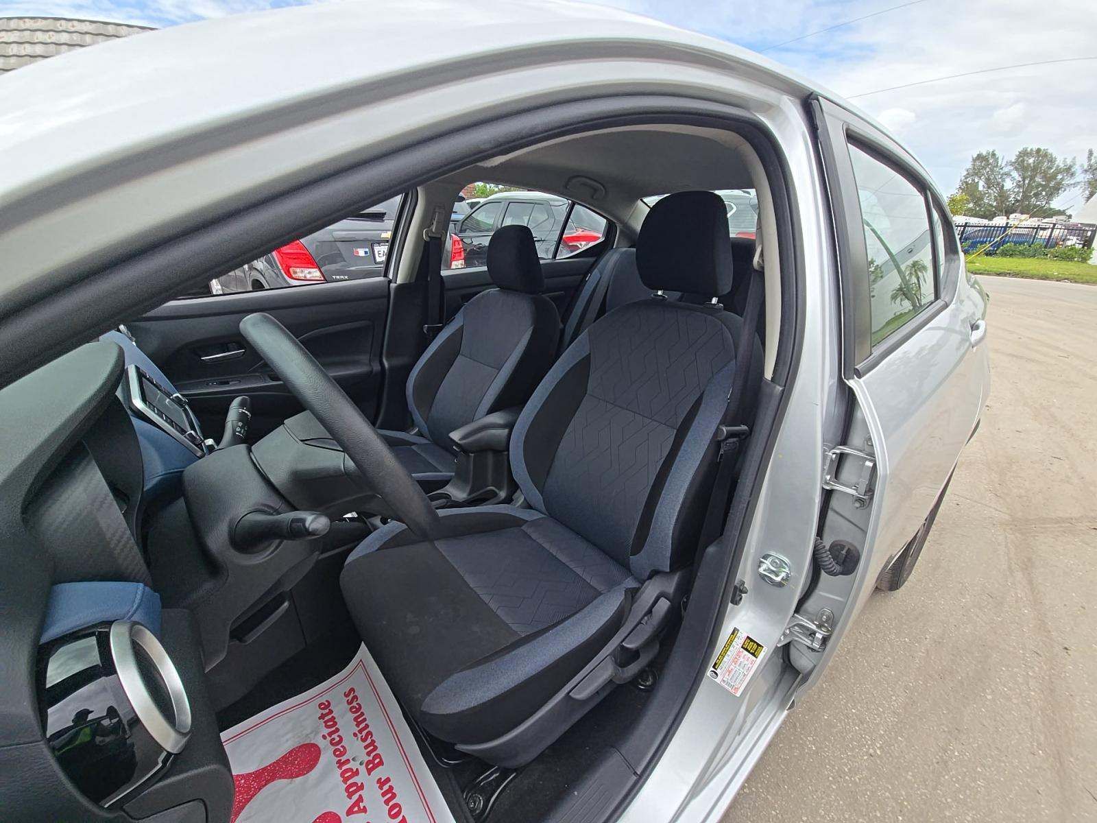 NISSAN VERSA - 5