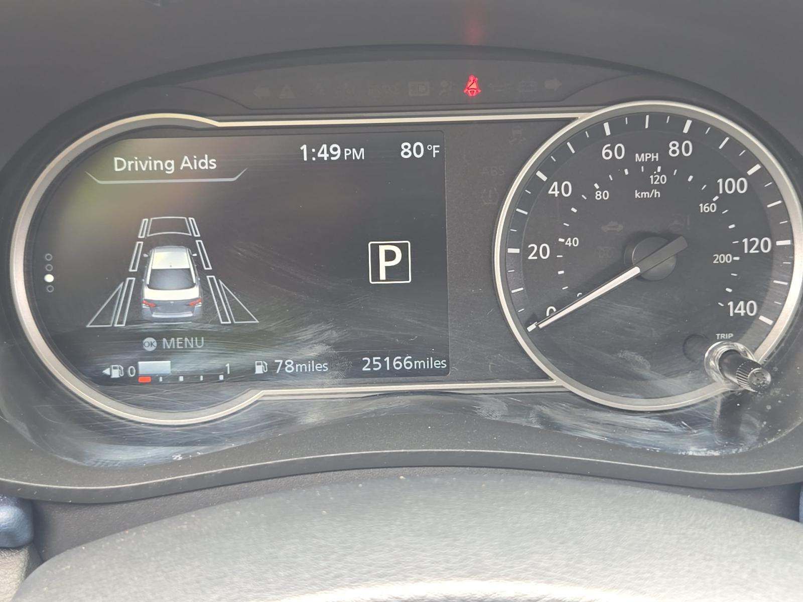 NISSAN VERSA - 7