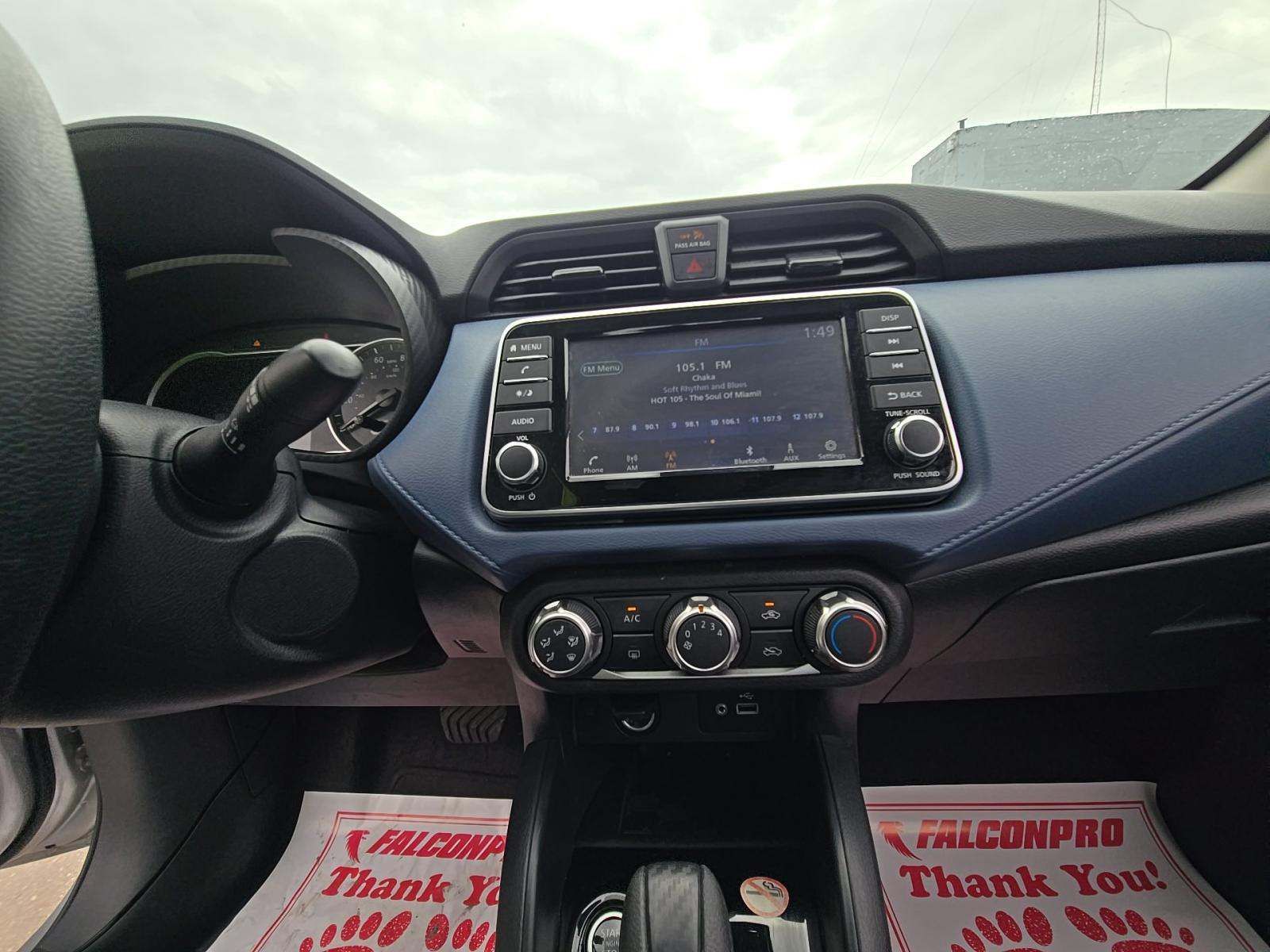 NISSAN VERSA - 6