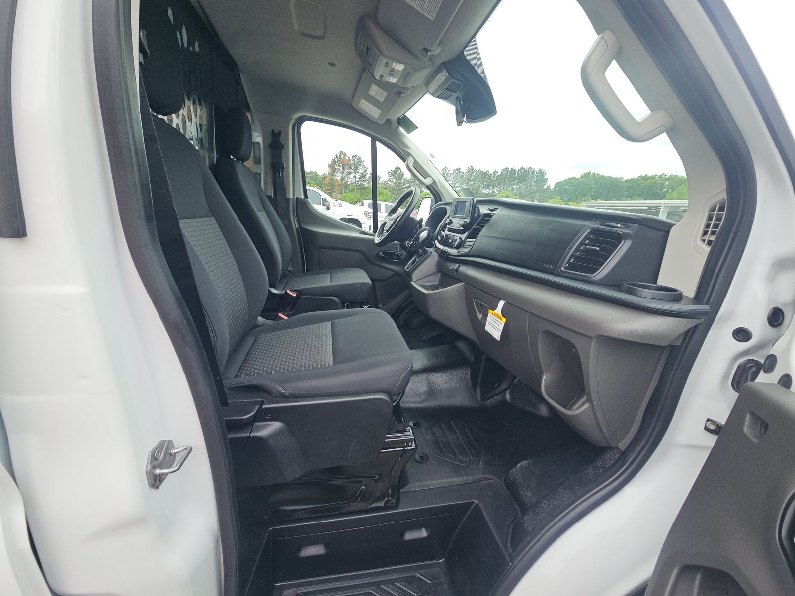 FORD TRANSIT 250 - 9