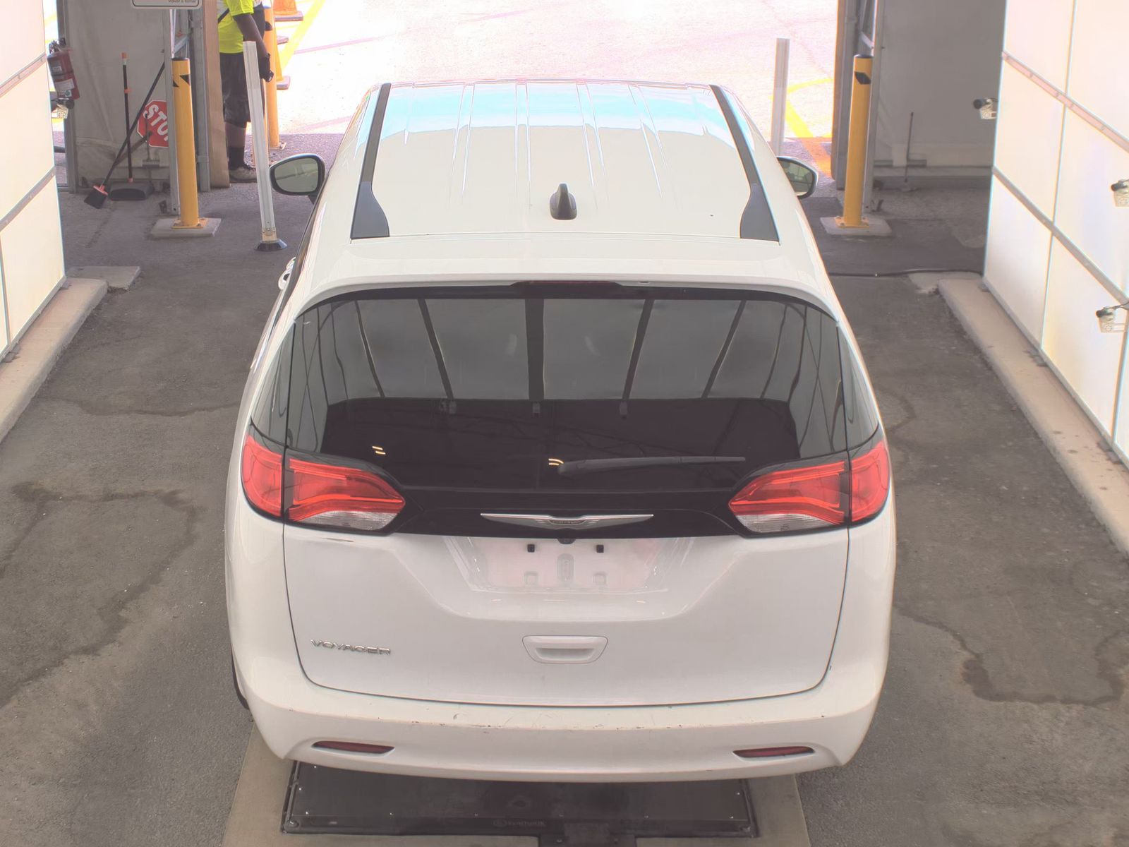CHRYSLER VOYAGER - 6