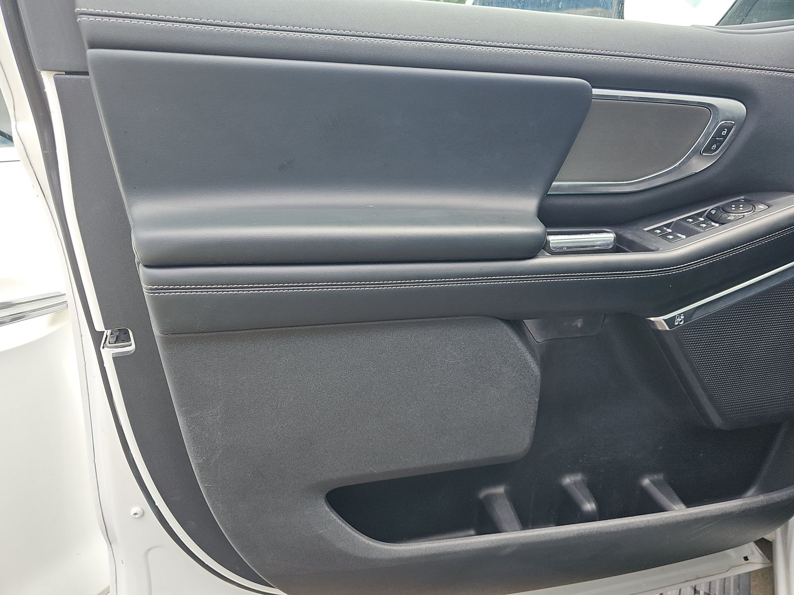 FORD EXPEDITION MAX - 10
