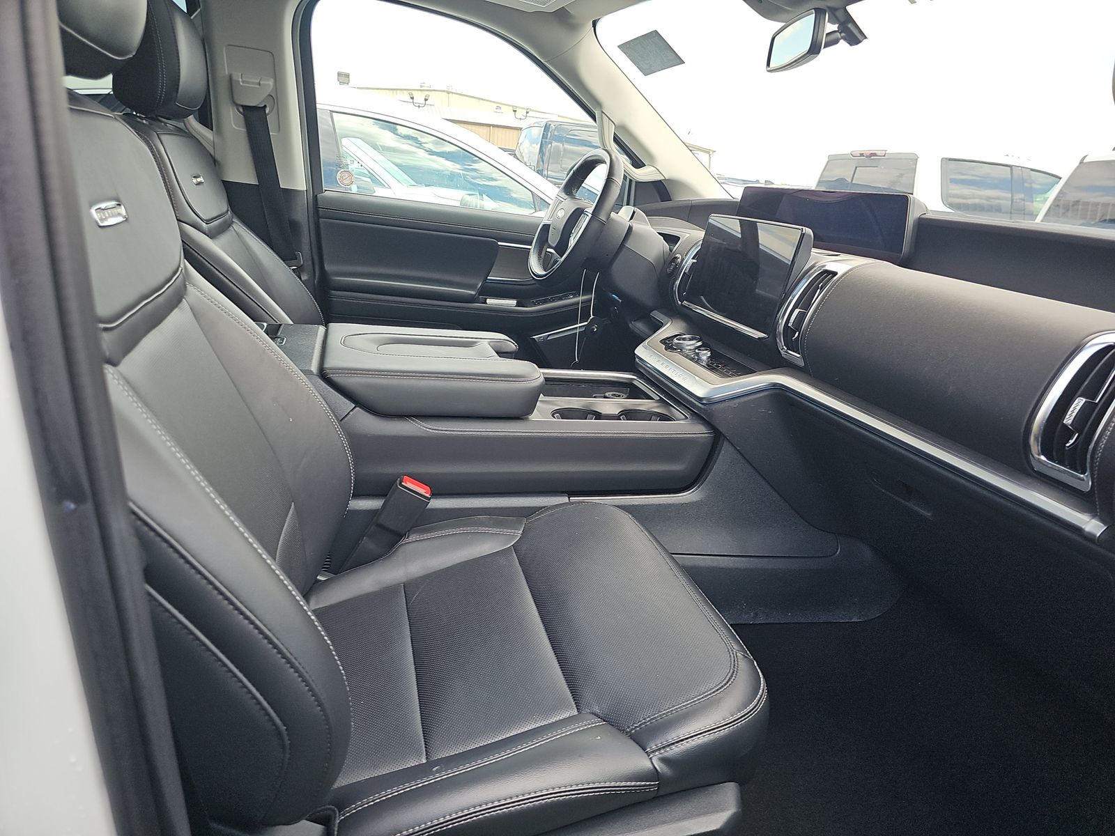 FORD EXPEDITION MAX - 9