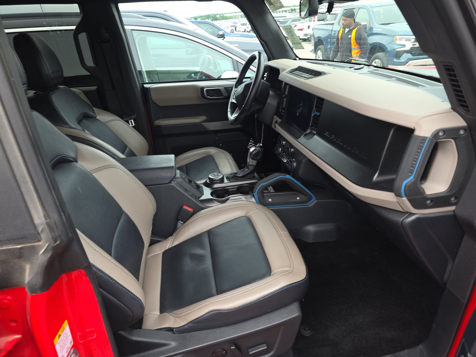 FORD BRONCO - 9