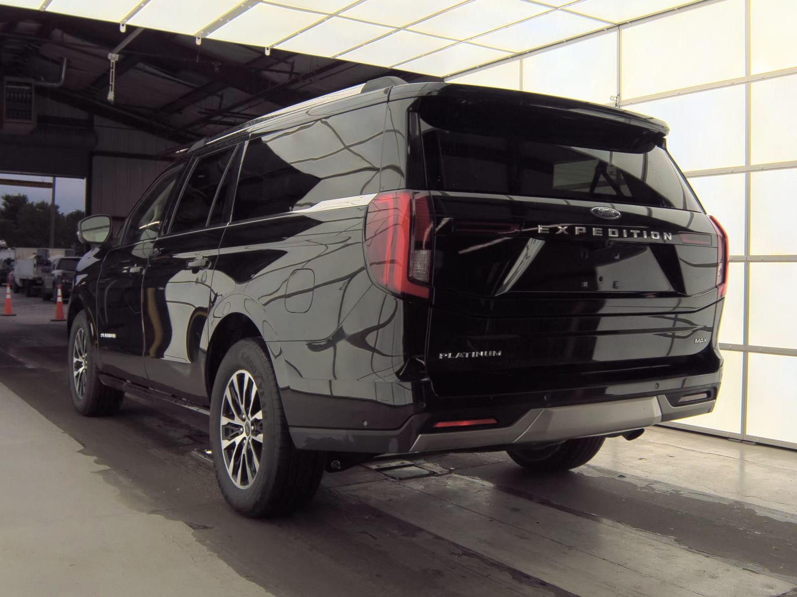 FORD EXPEDITION MAX - 7