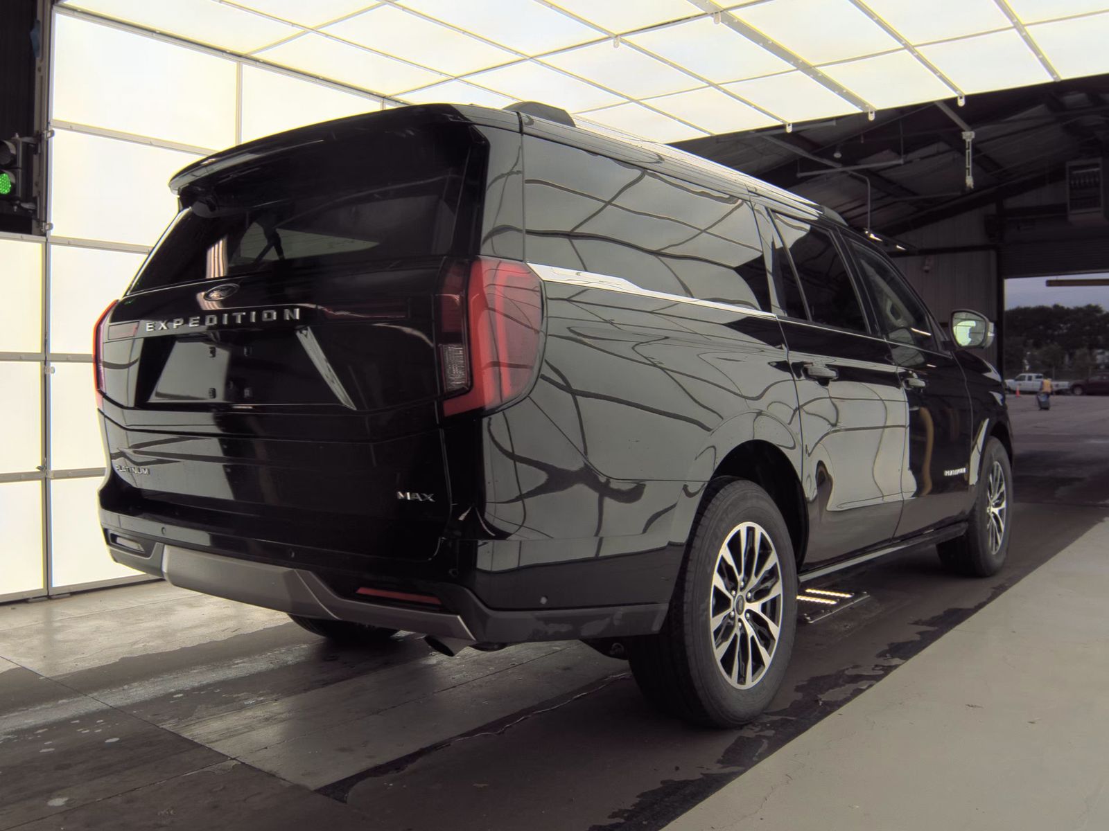 FORD EXPEDITION MAX - 5