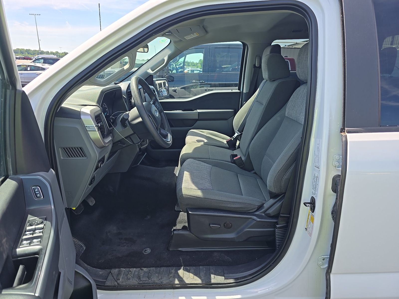 FORD F-150 - 8