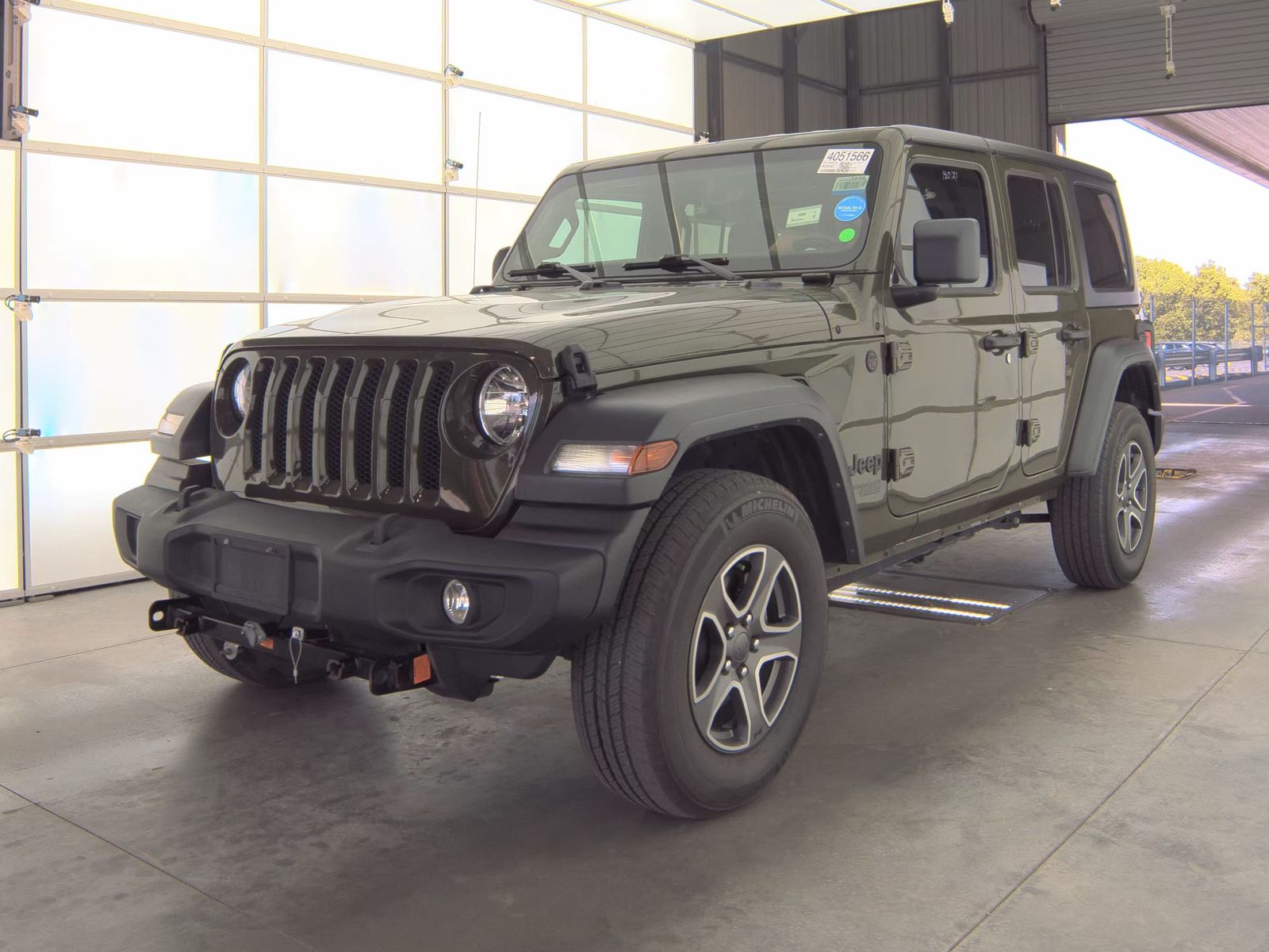 2021 Jeep Wrangler Sport S's photo