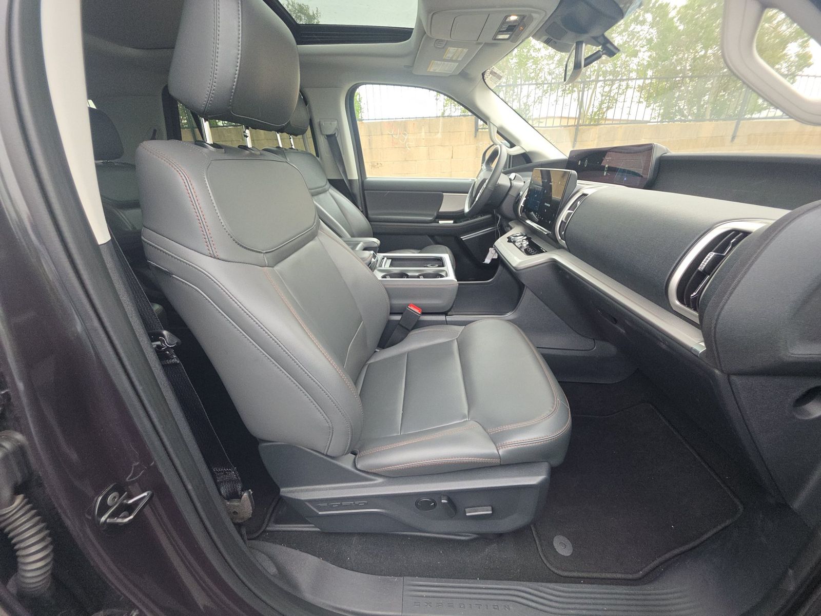 FORD EXPEDITION MAX - 9