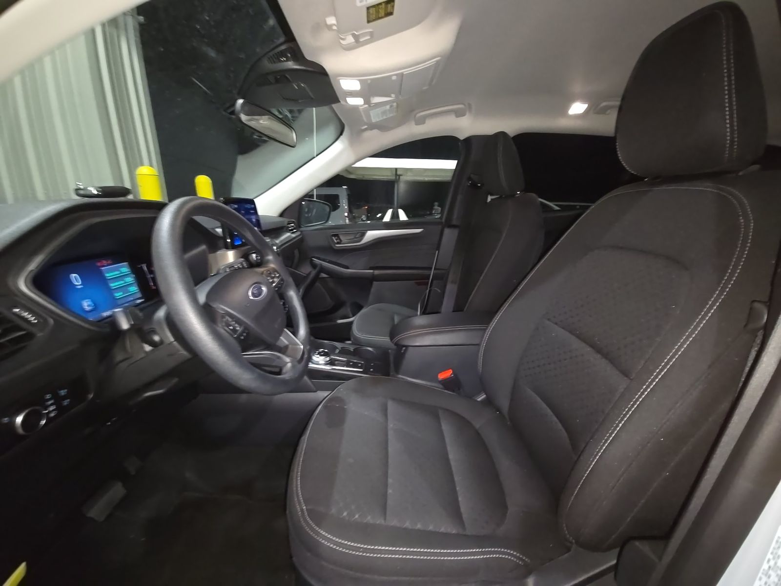 FORD ESCAPE - 8