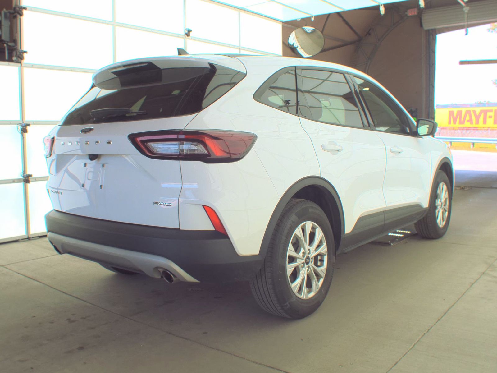 FORD ESCAPE - 5