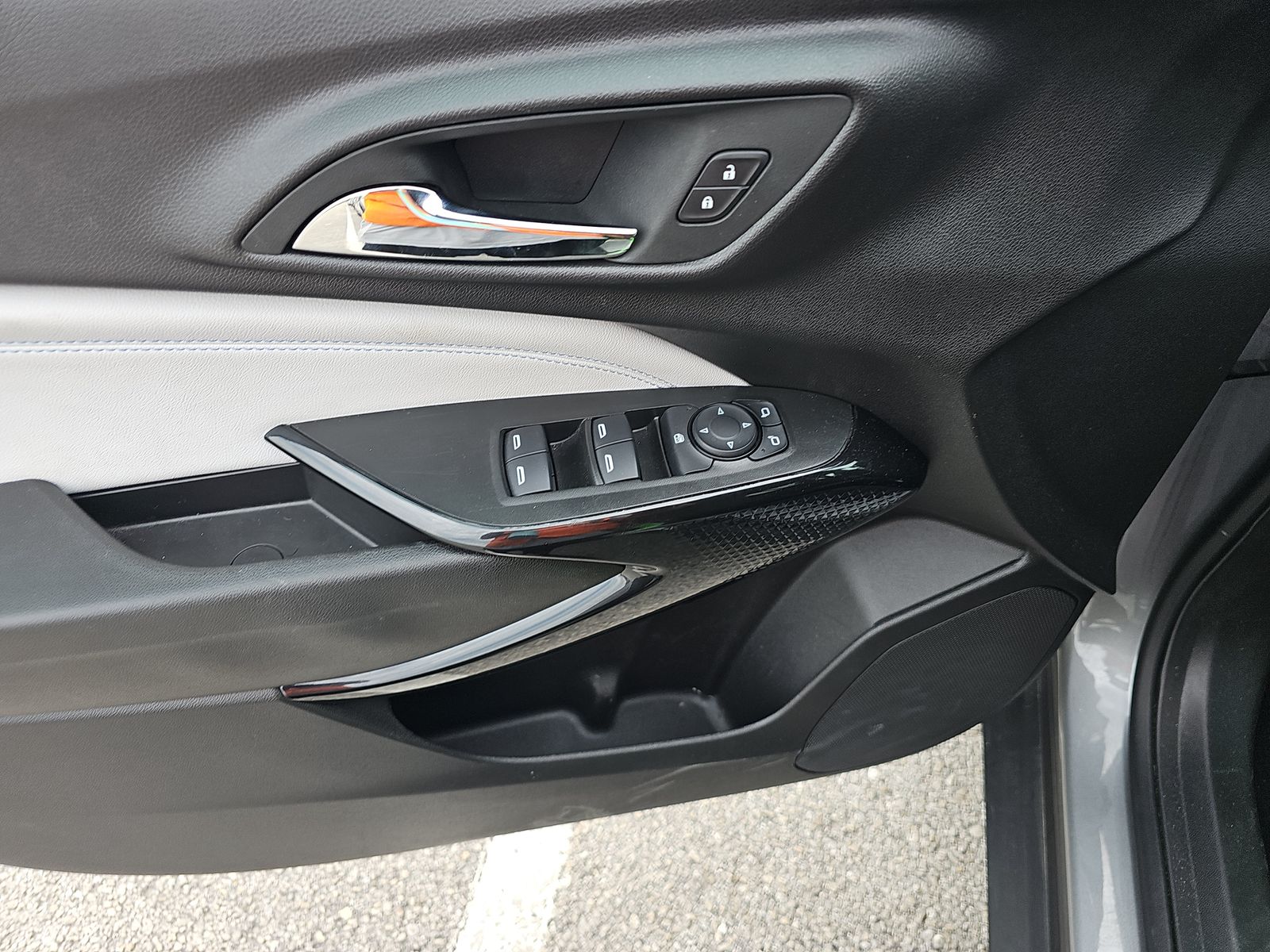 CHEVROLET TRAX - 10