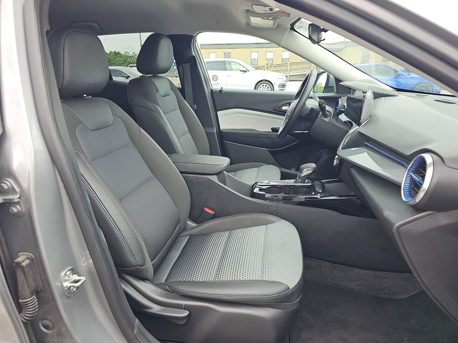 CHEVROLET TRAX - 9