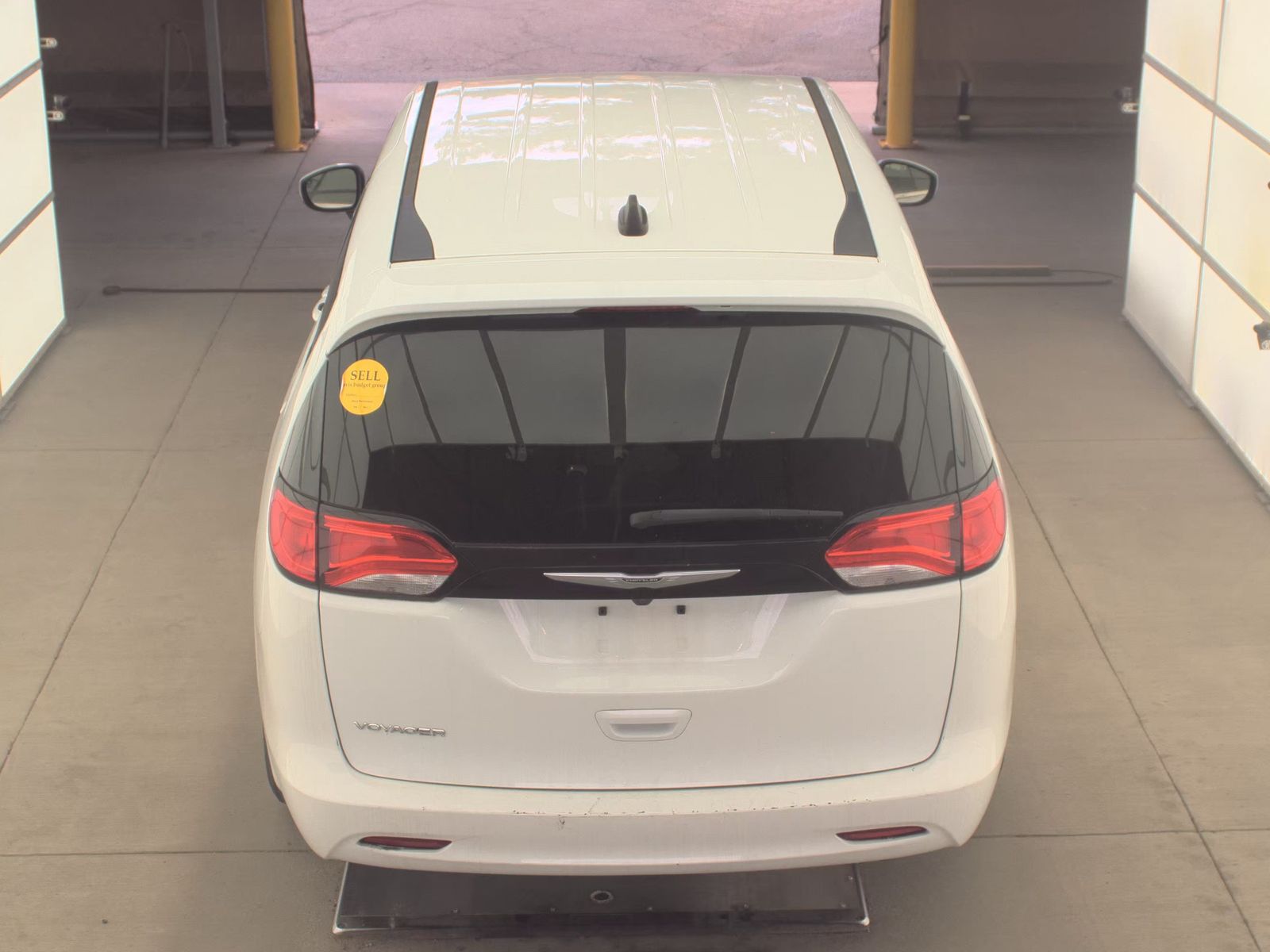 CHRYSLER VOYAGER - 6
