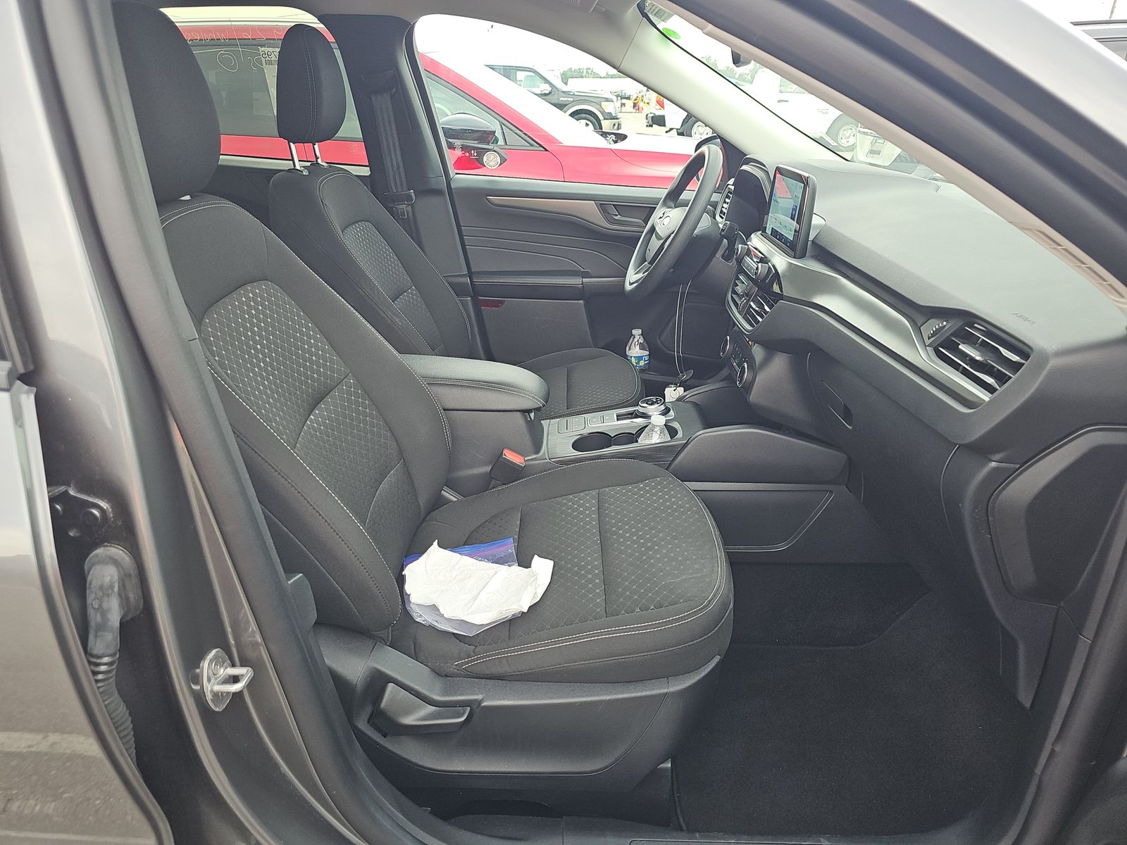 FORD ESCAPE - 9