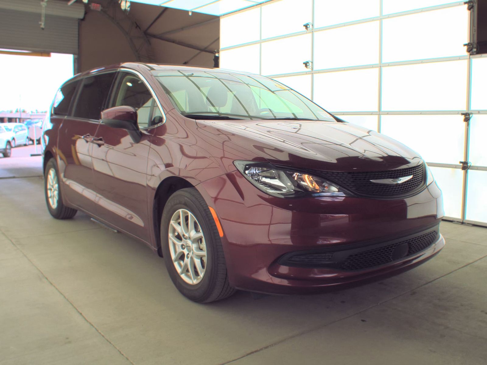 CHRYSLER VOYAGER - 4