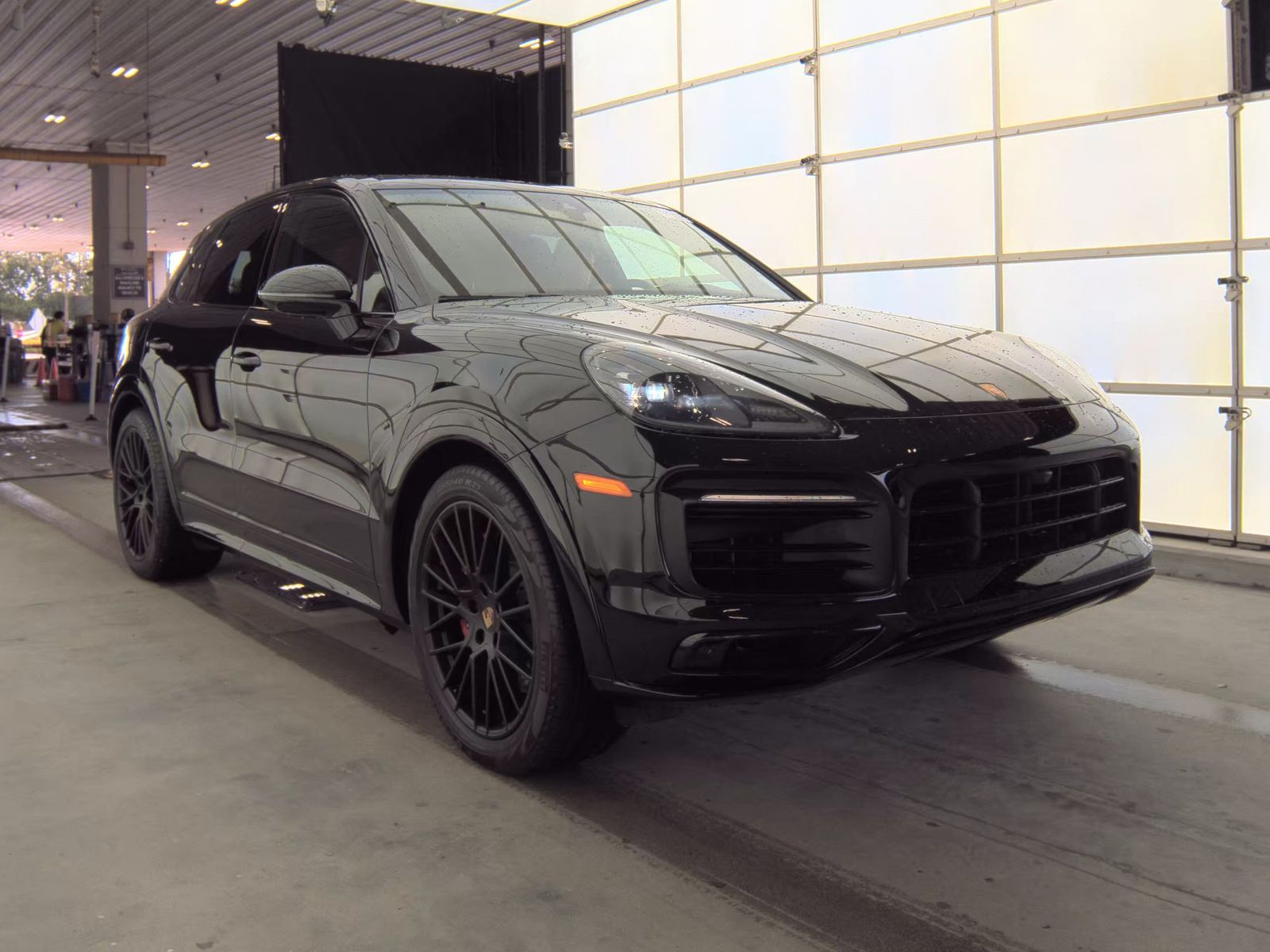 PORSCHE CAYENNE - 5