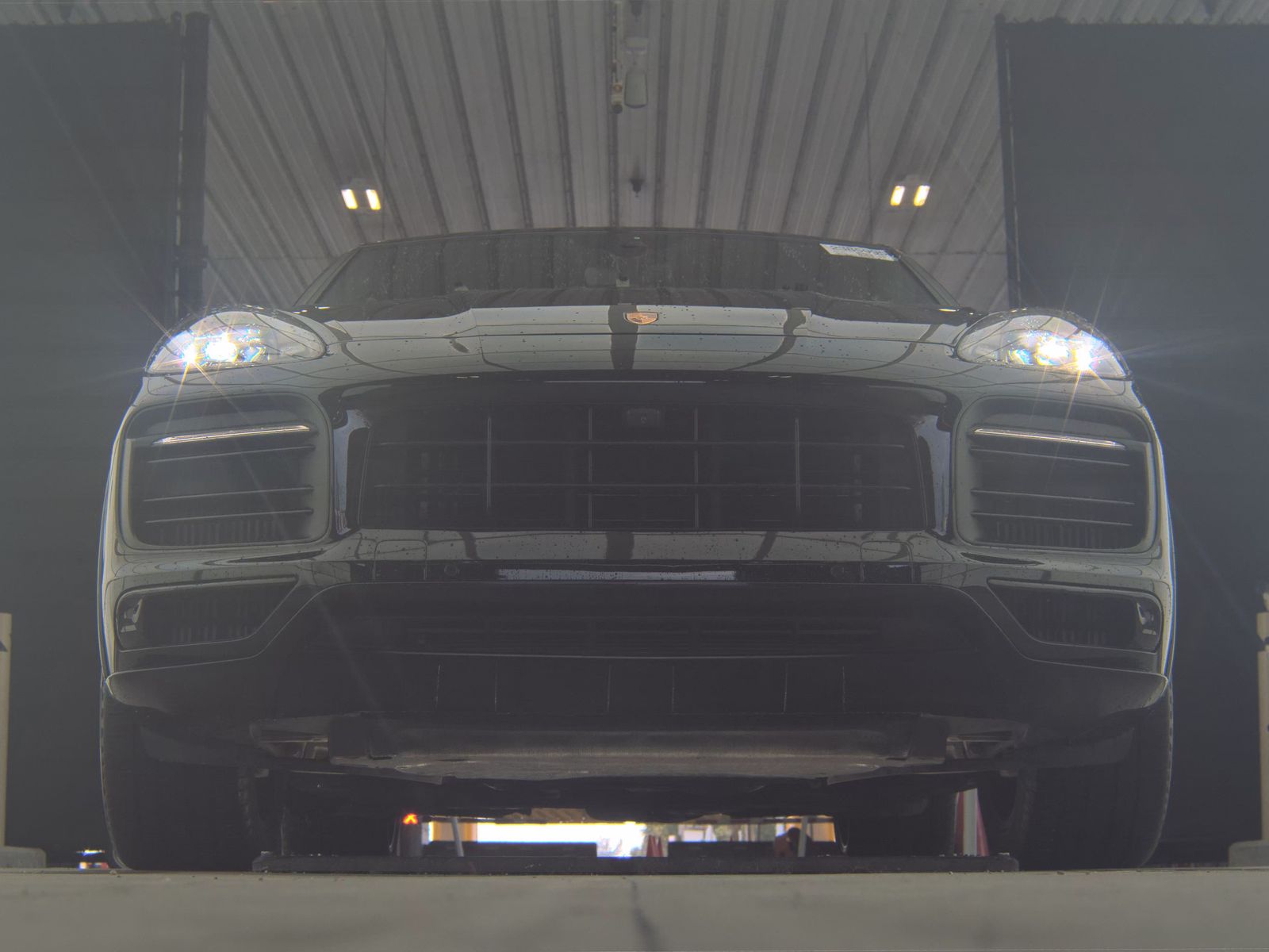 PORSCHE CAYENNE - 4