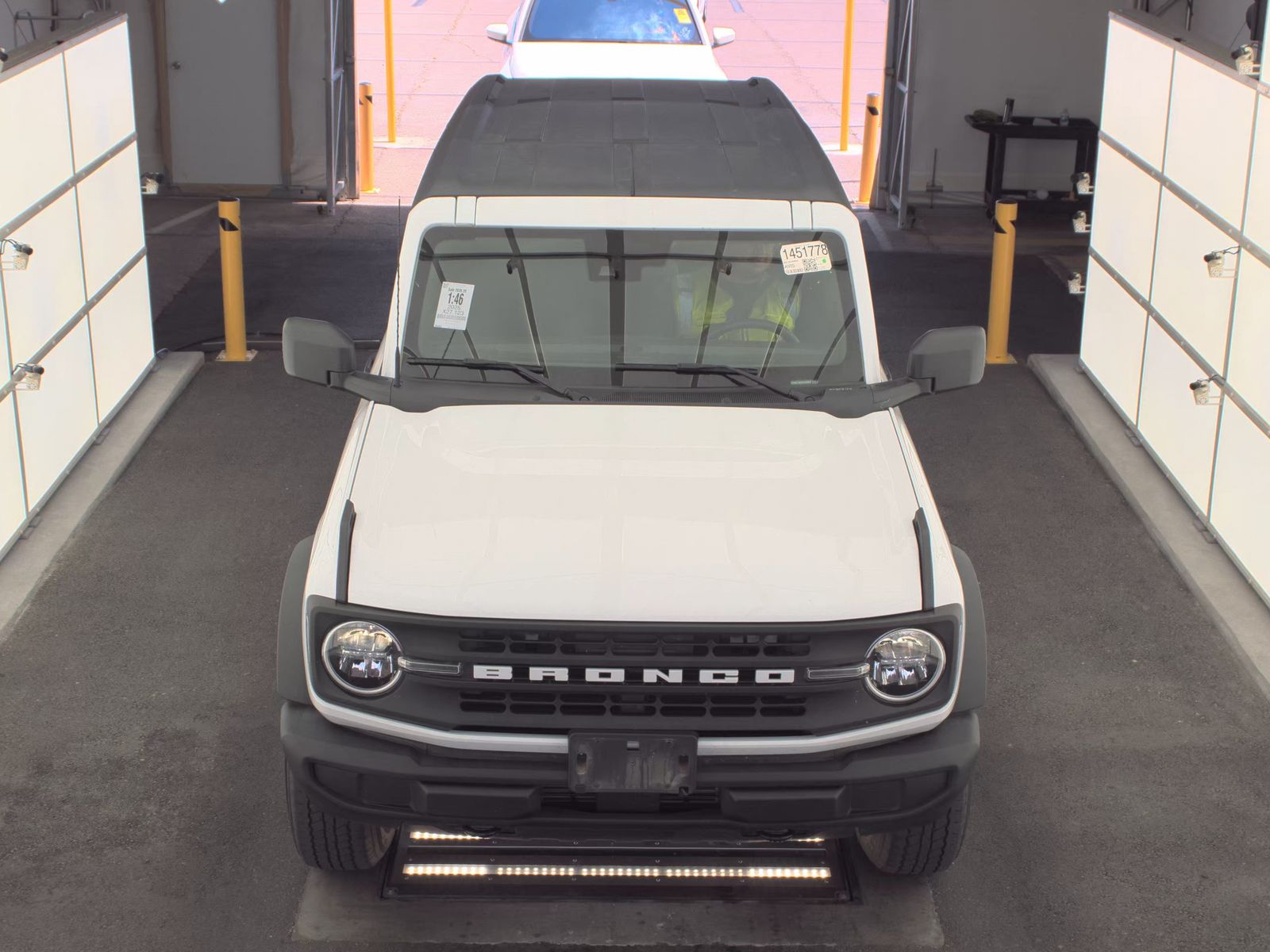FORD BRONCO - 3