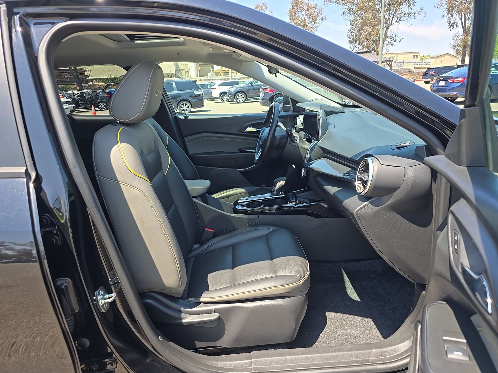 CHEVROLET TRAX - 9