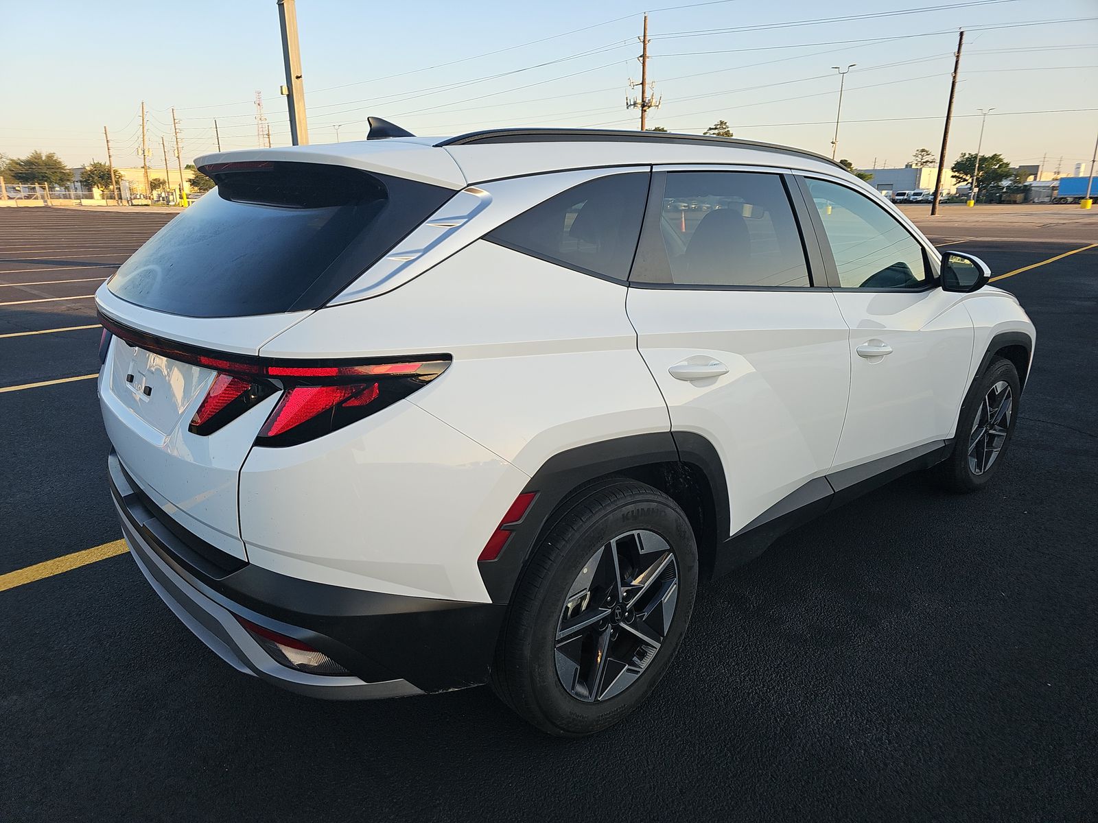 HYUNDAI TUCSON - 5