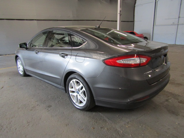 FORD FUSION - 5