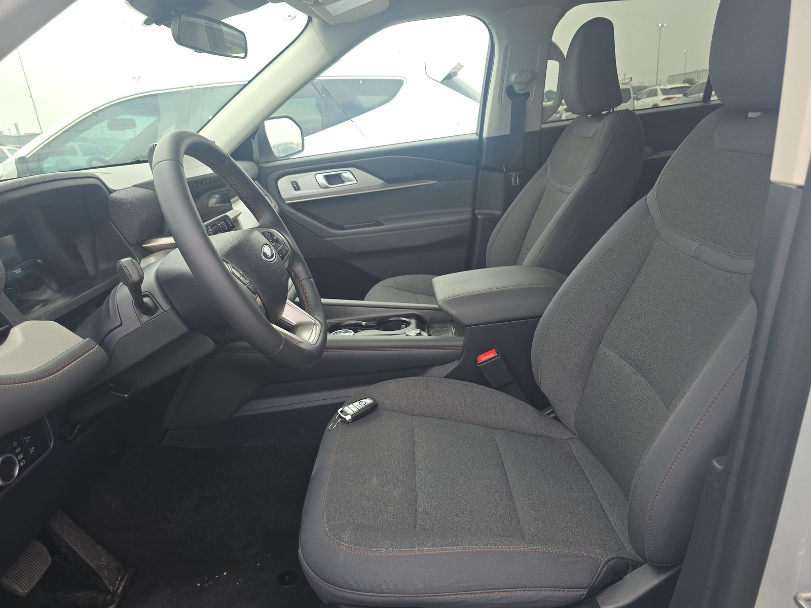 FORD EXPLORER - 8