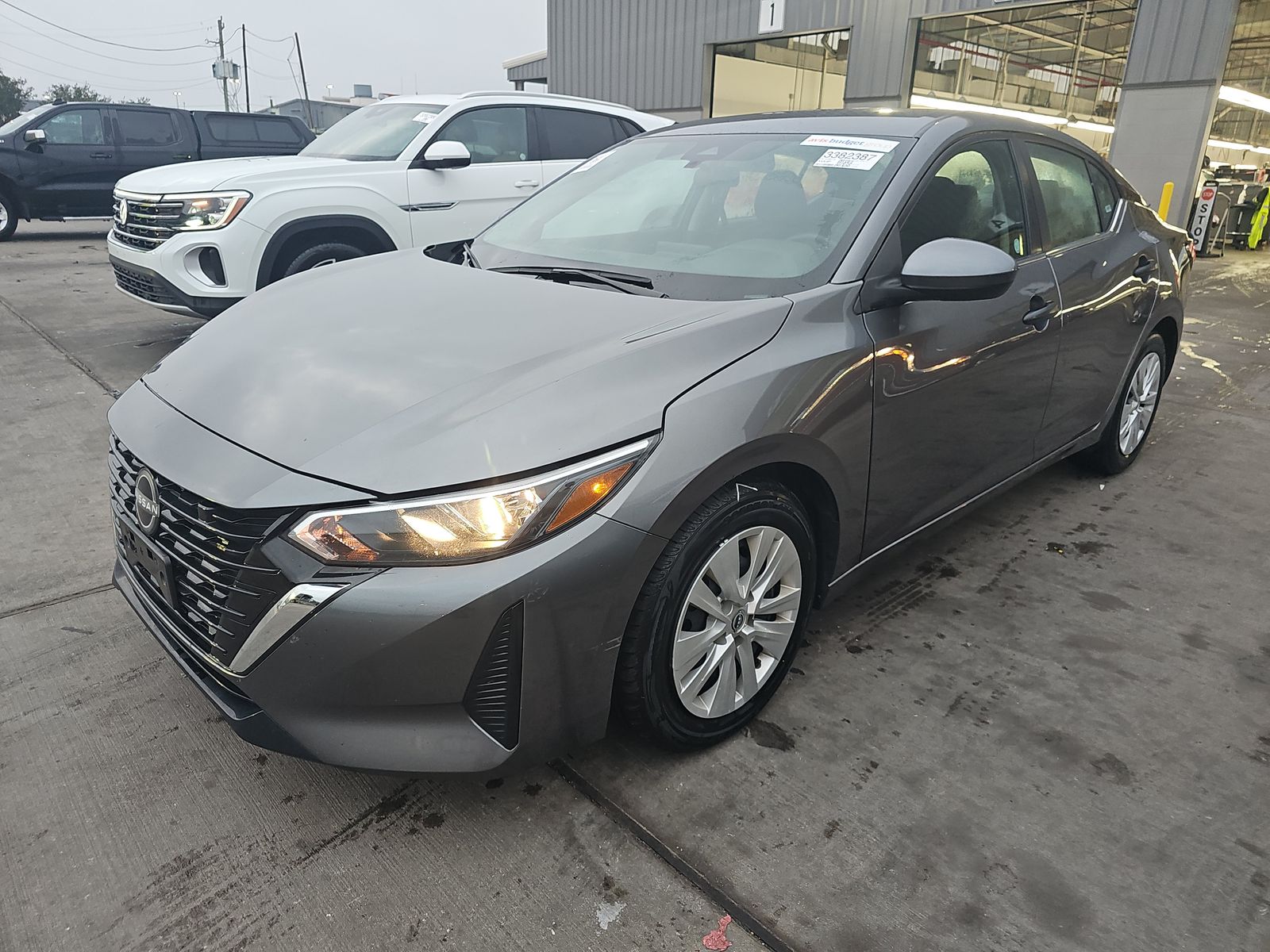 NISSAN SENTRA - 1