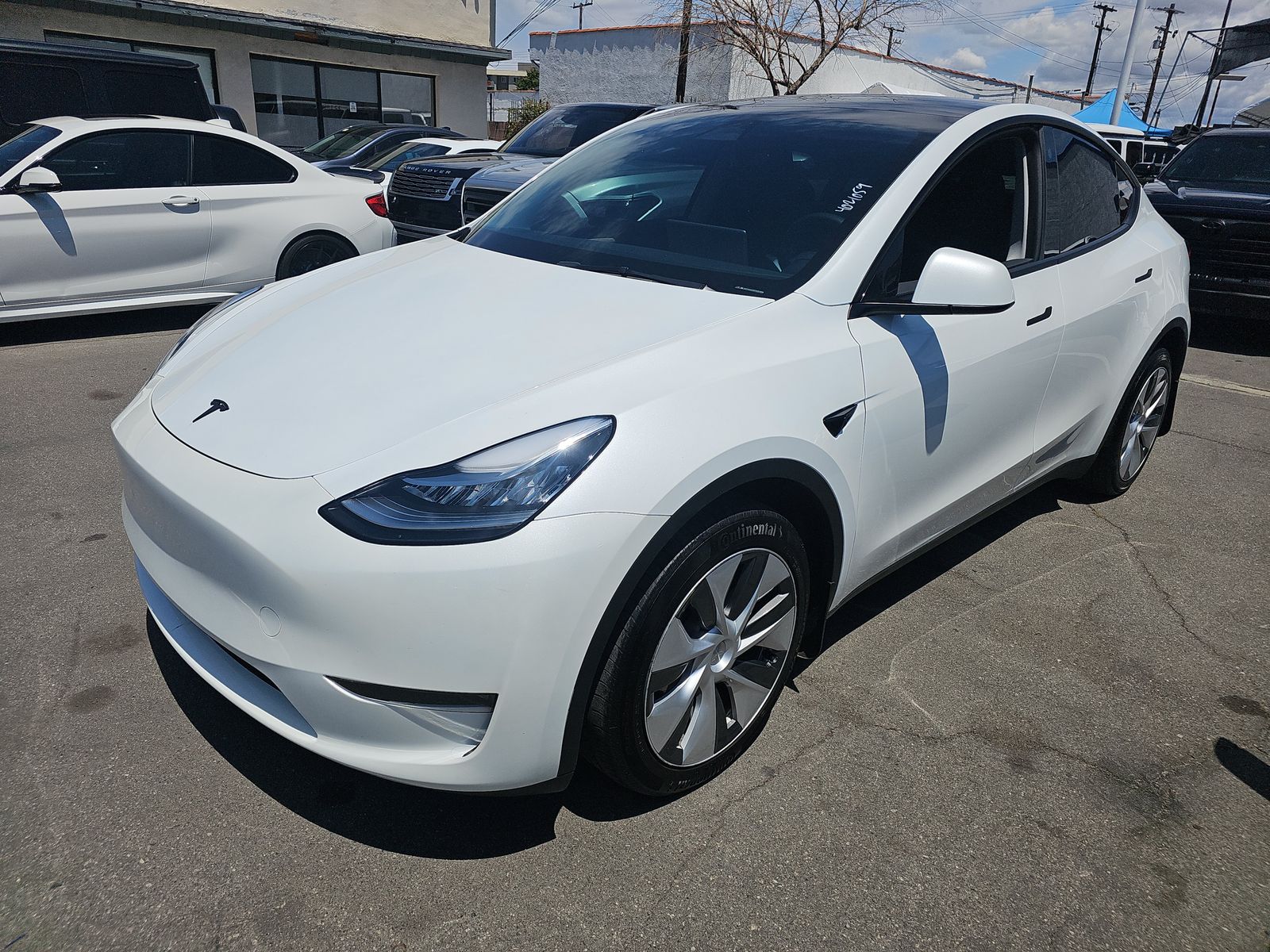TESLA MODEL Y - 1