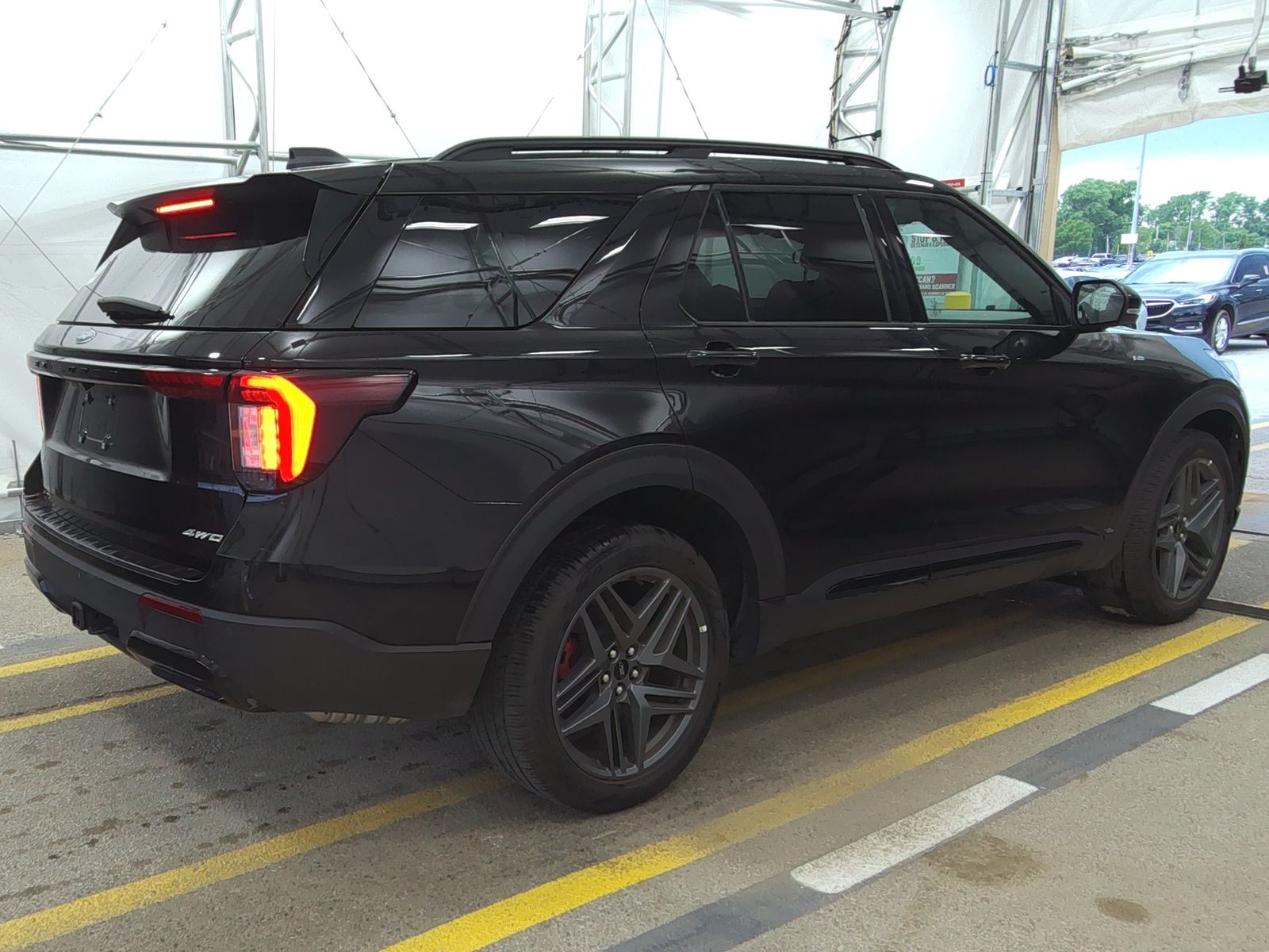 FORD EXPLORER - 5