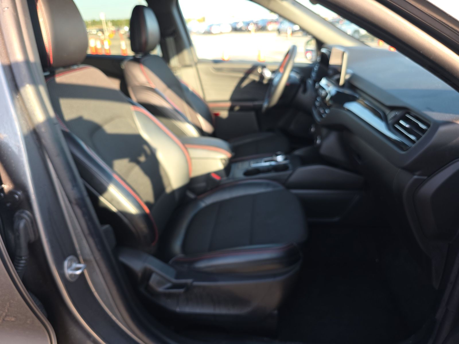 FORD ESCAPE - 9