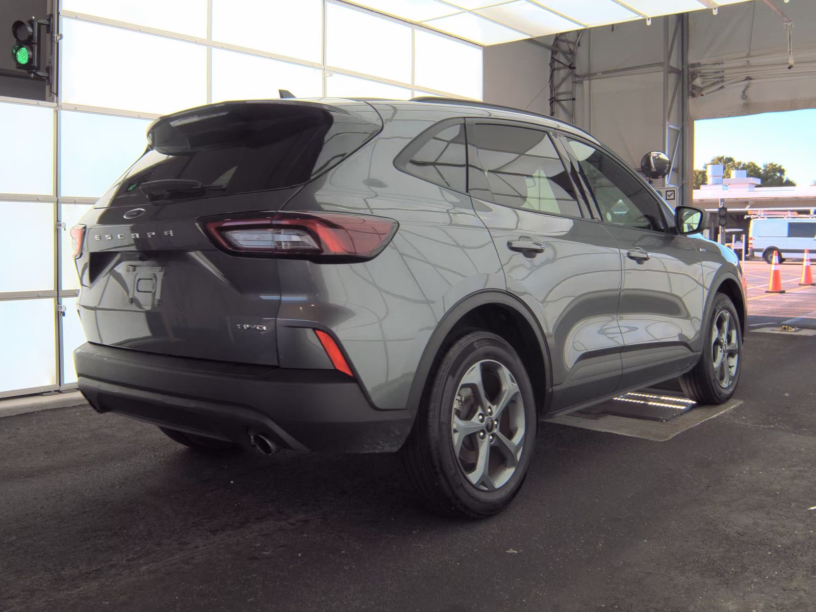 FORD ESCAPE - 5
