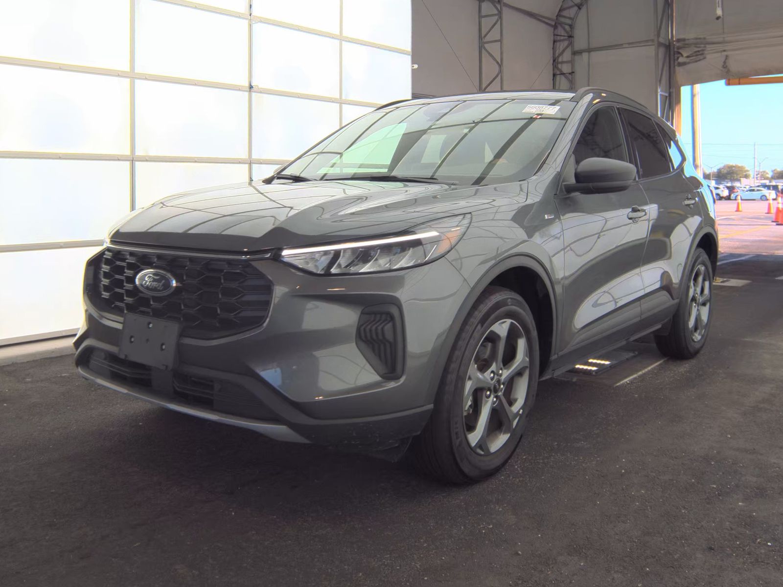 FORD ESCAPE - 1