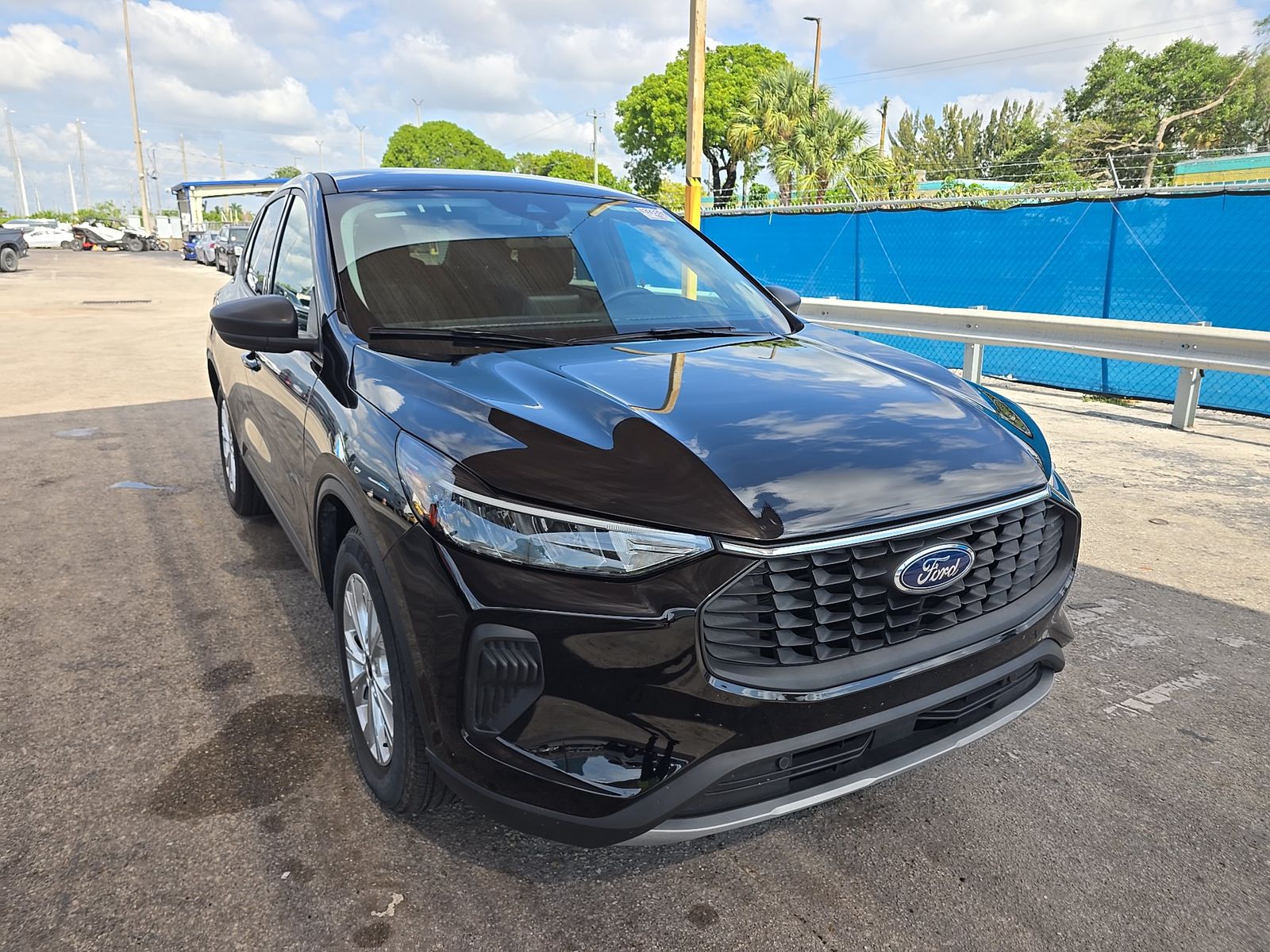 FORD ESCAPE - 4