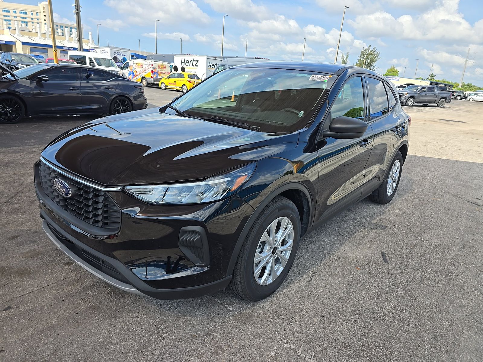 FORD ESCAPE - 1