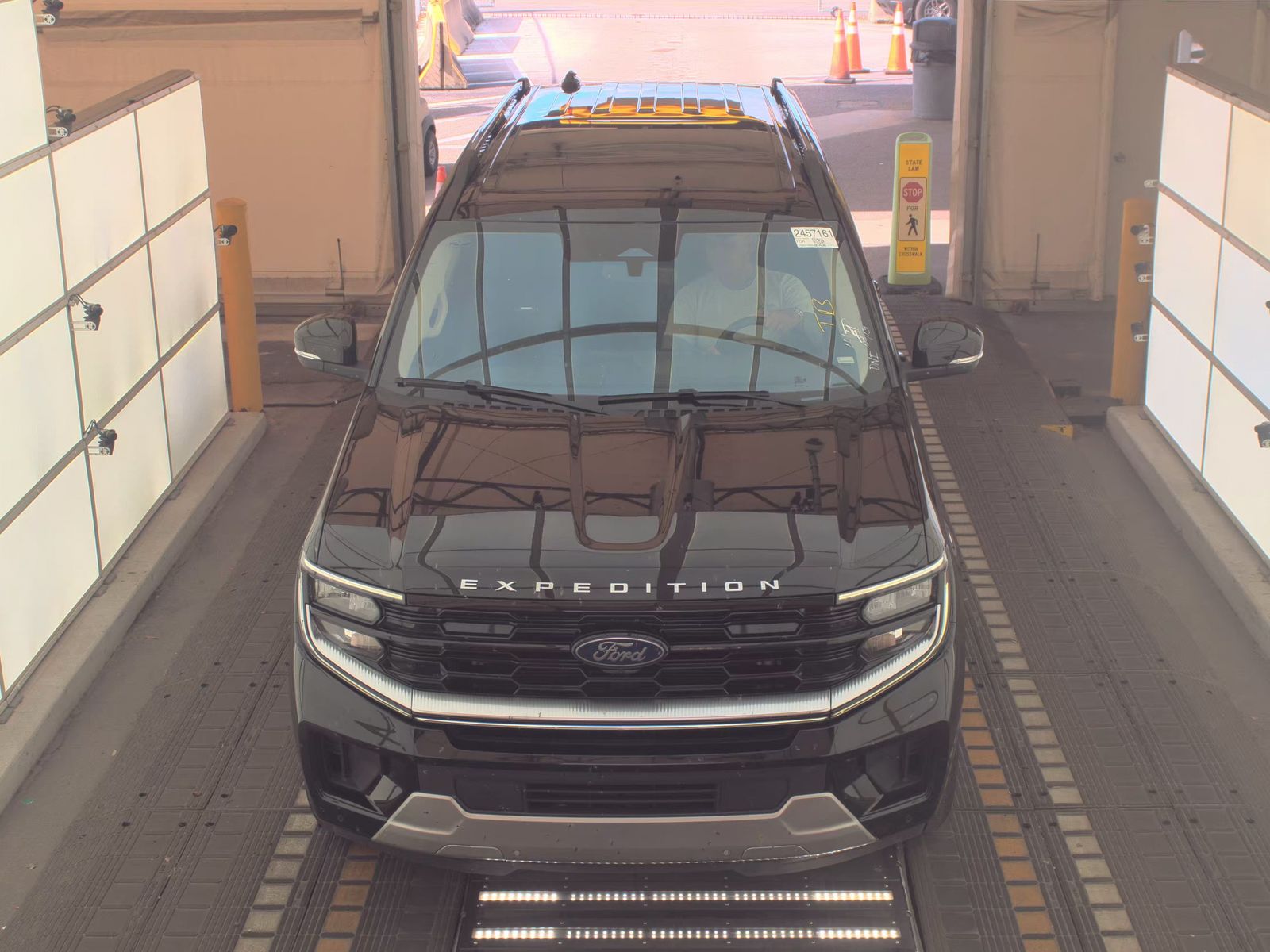 FORD EXPEDITION MAX - 3