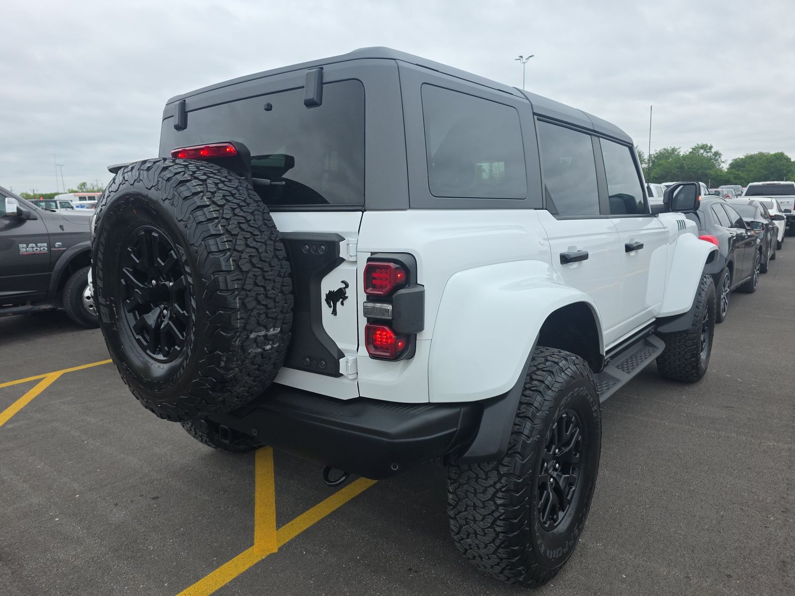 FORD BRONCO - 5