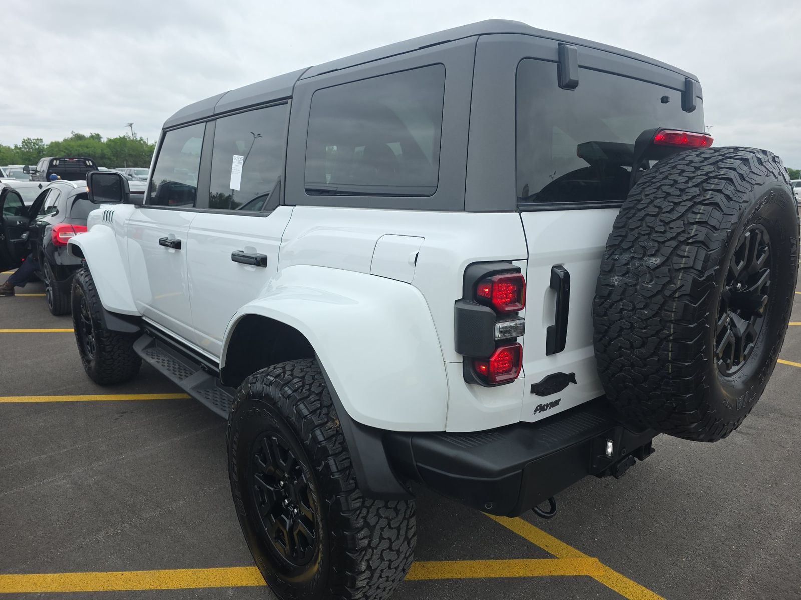 FORD BRONCO - 7