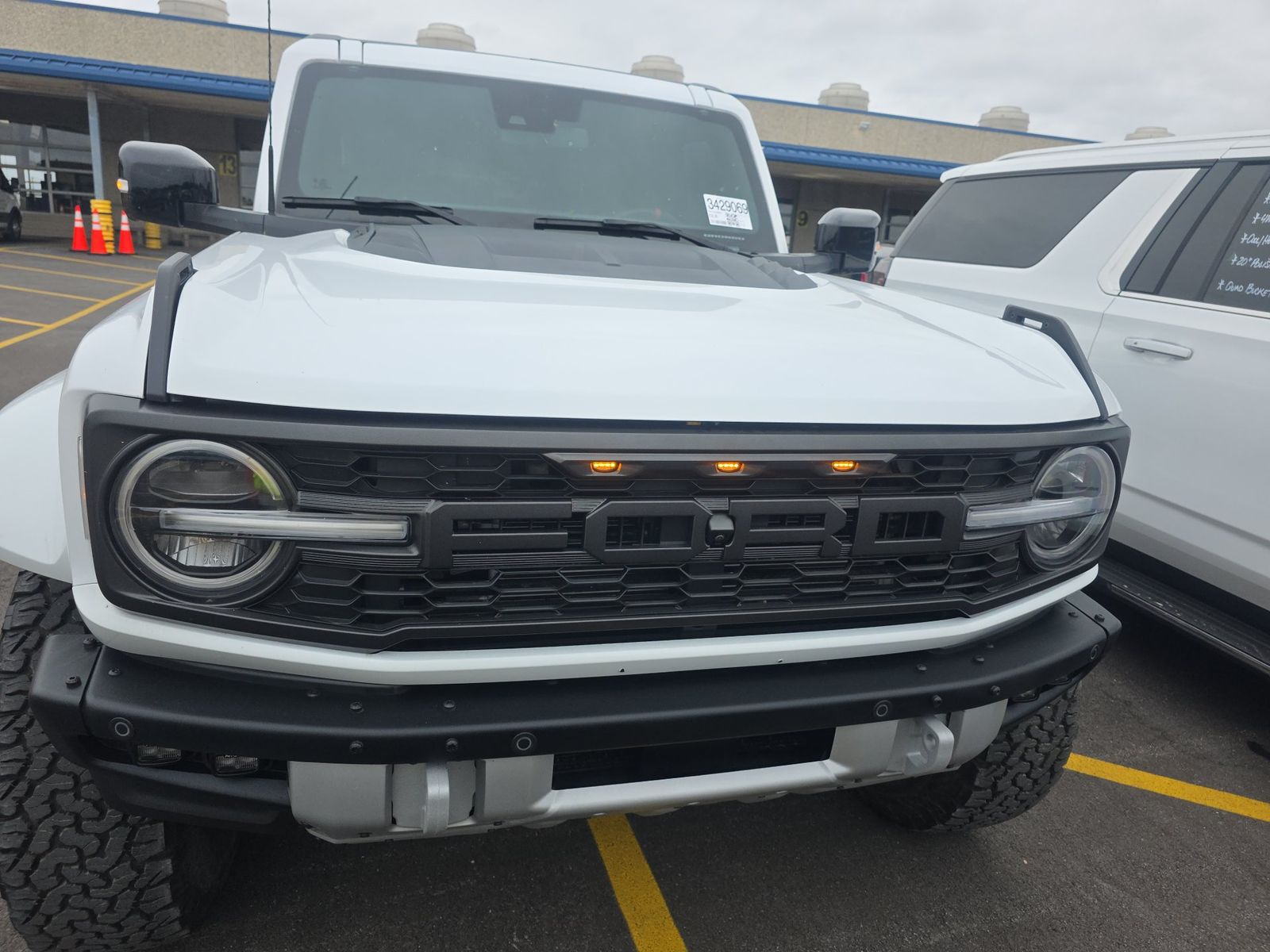 FORD BRONCO - 3