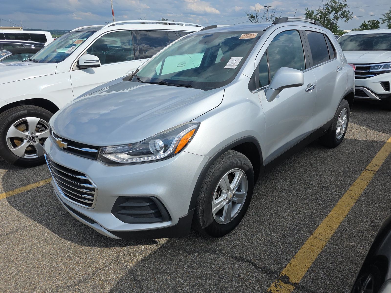 CHEVROLET TRAX - 1