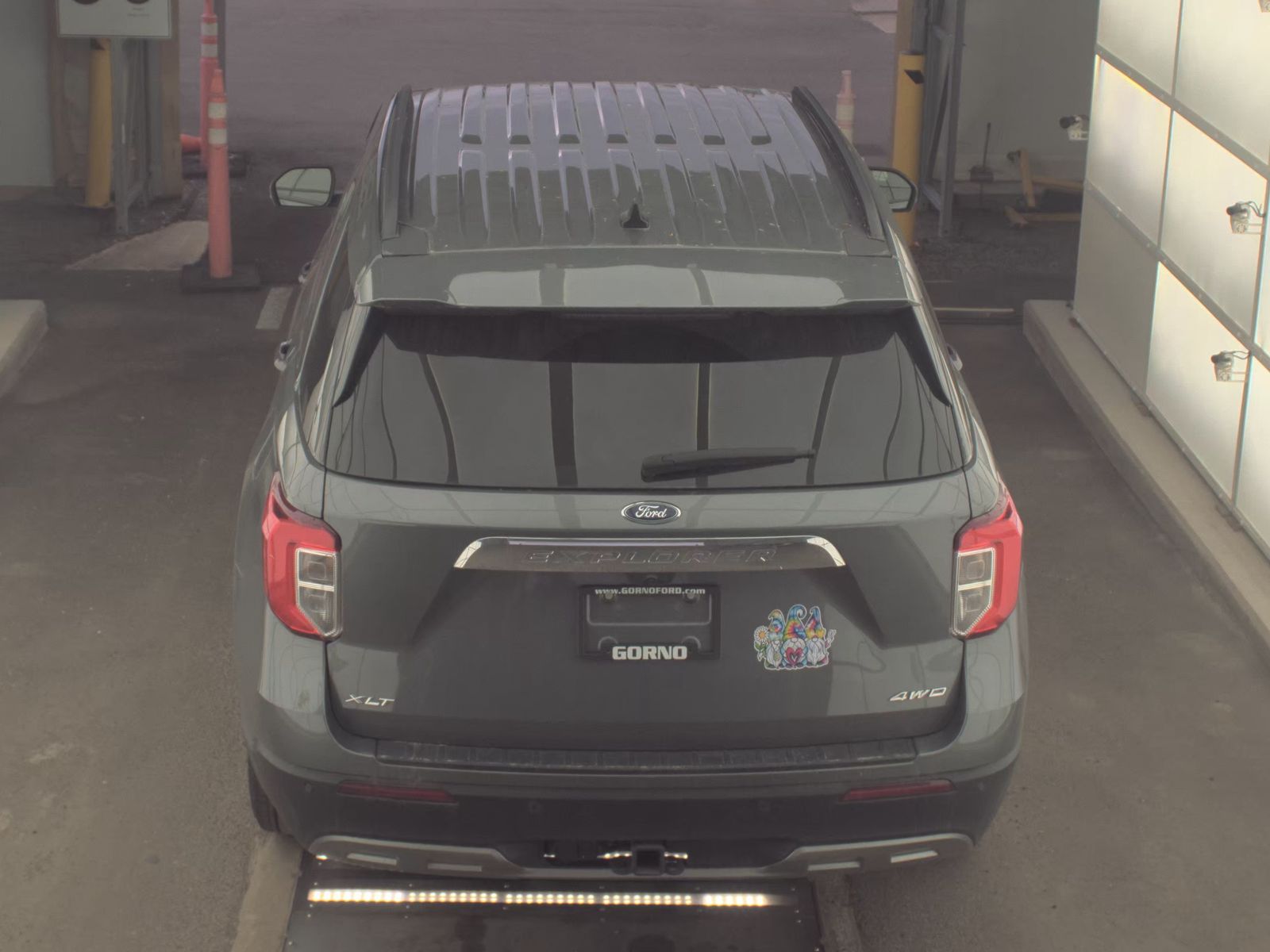 FORD EXPLORER - 7